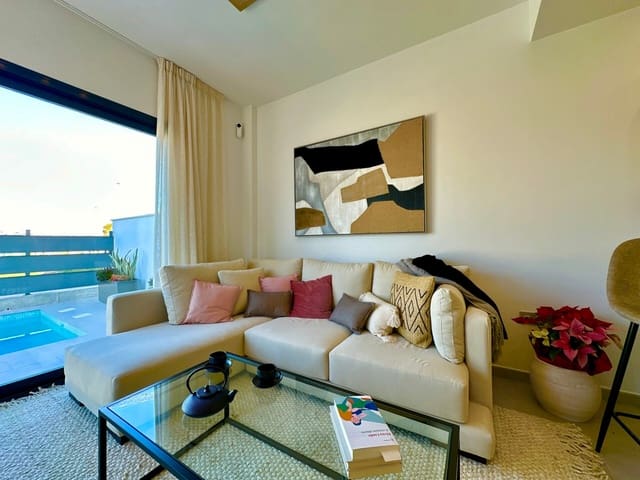 Chalet de 3 habitaciones en Santiago de la Ribera, San Javier en venta con piscina garaje - 349.000 € (Ref: 9603186)