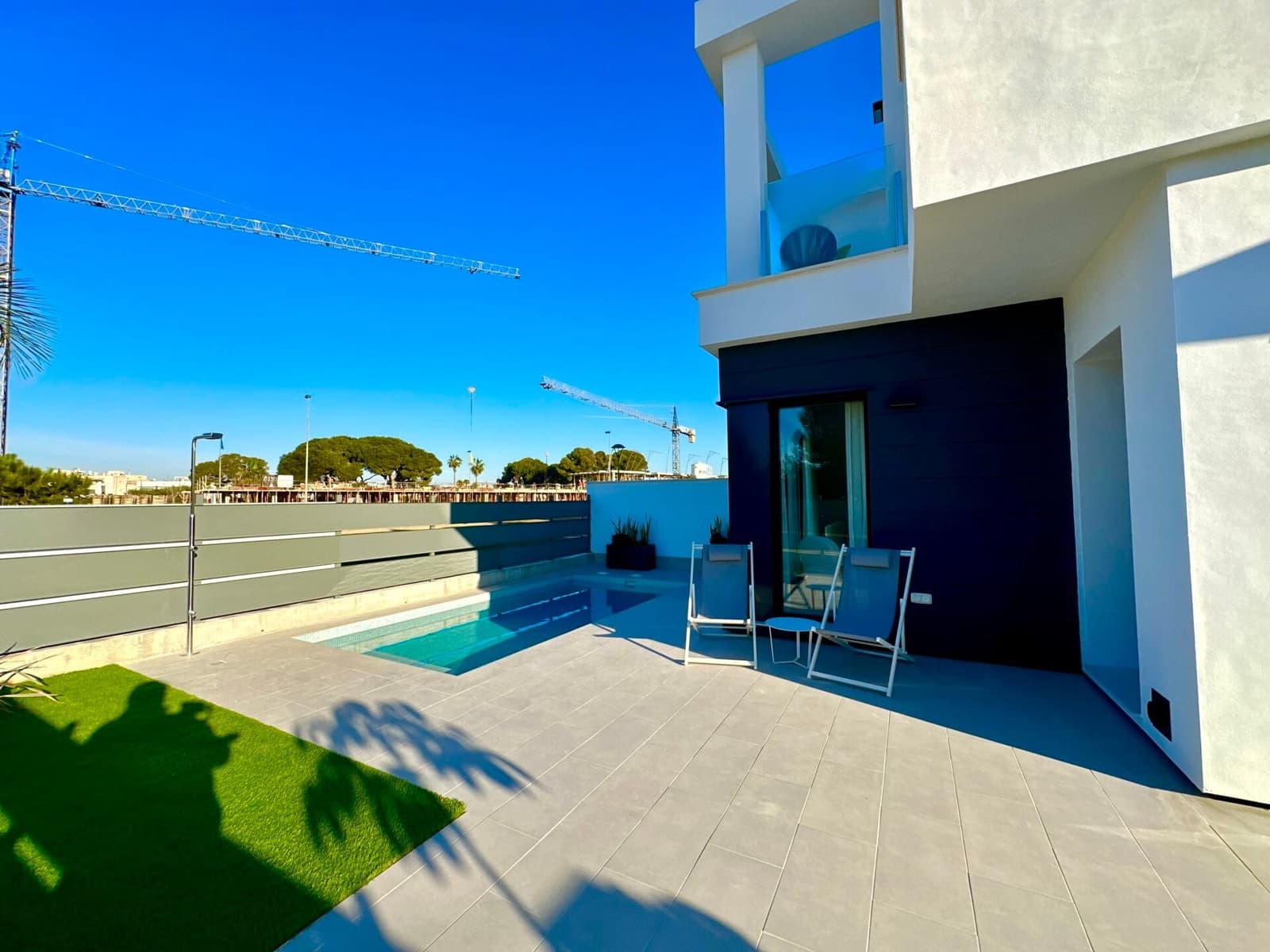 Chalet de 3 habitaciones en Santiago de la Ribera en venta con piscina garaje - 349.000 € (Ref: 9603186)