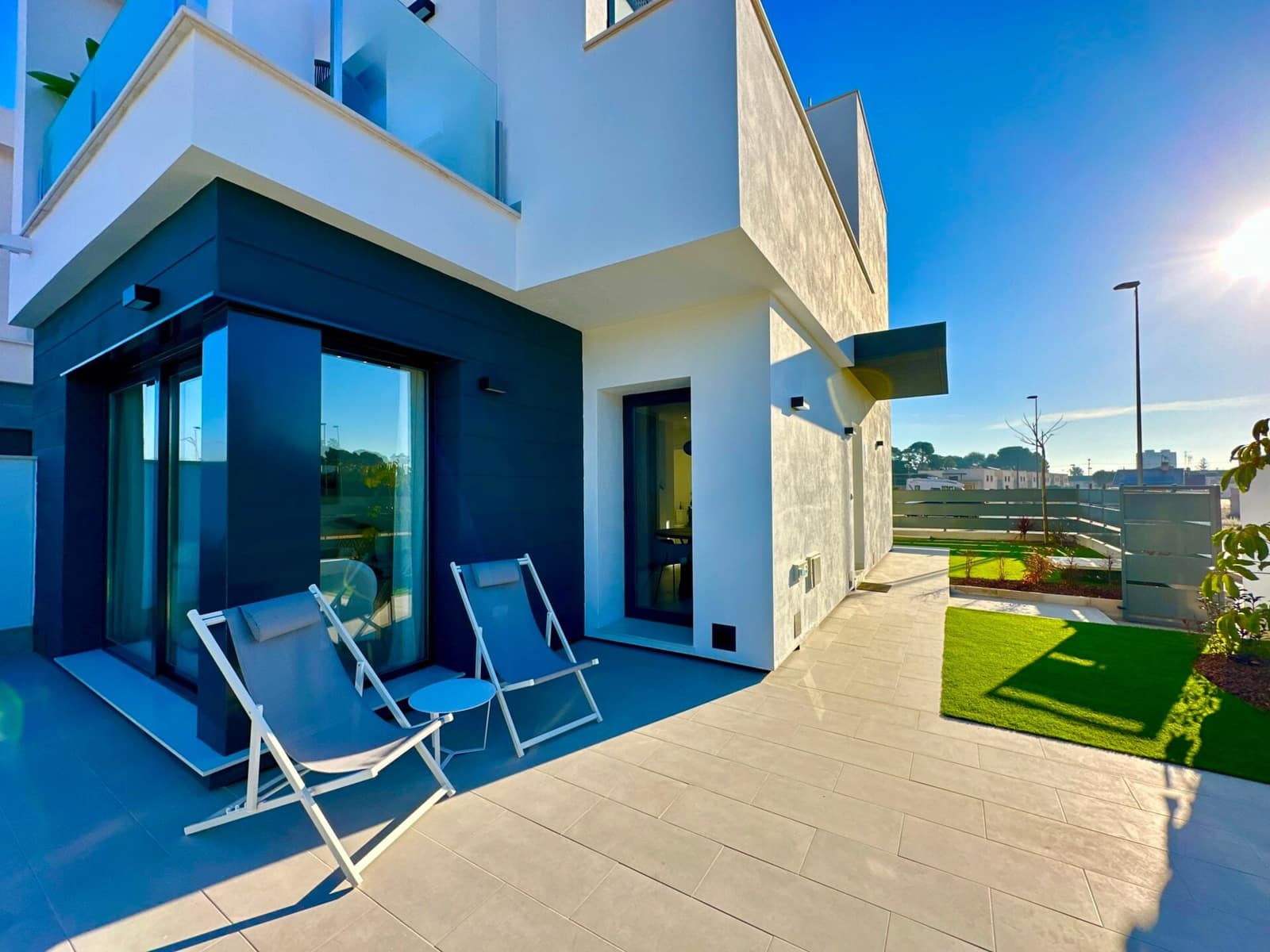 Chalet de 3 habitaciones en Santiago de la Ribera en venta con piscina garaje - 349.000 € (Ref: 9603186)