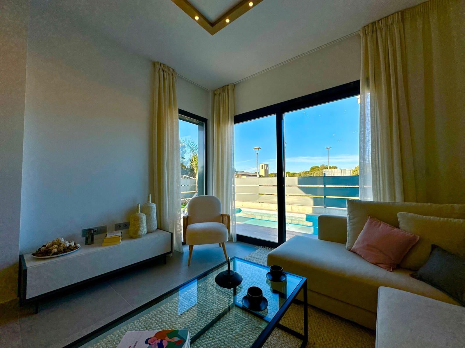 Chalet de 3 habitaciones en Santiago de la Ribera en venta con piscina garaje - 349.000 € (Ref: 9603186)