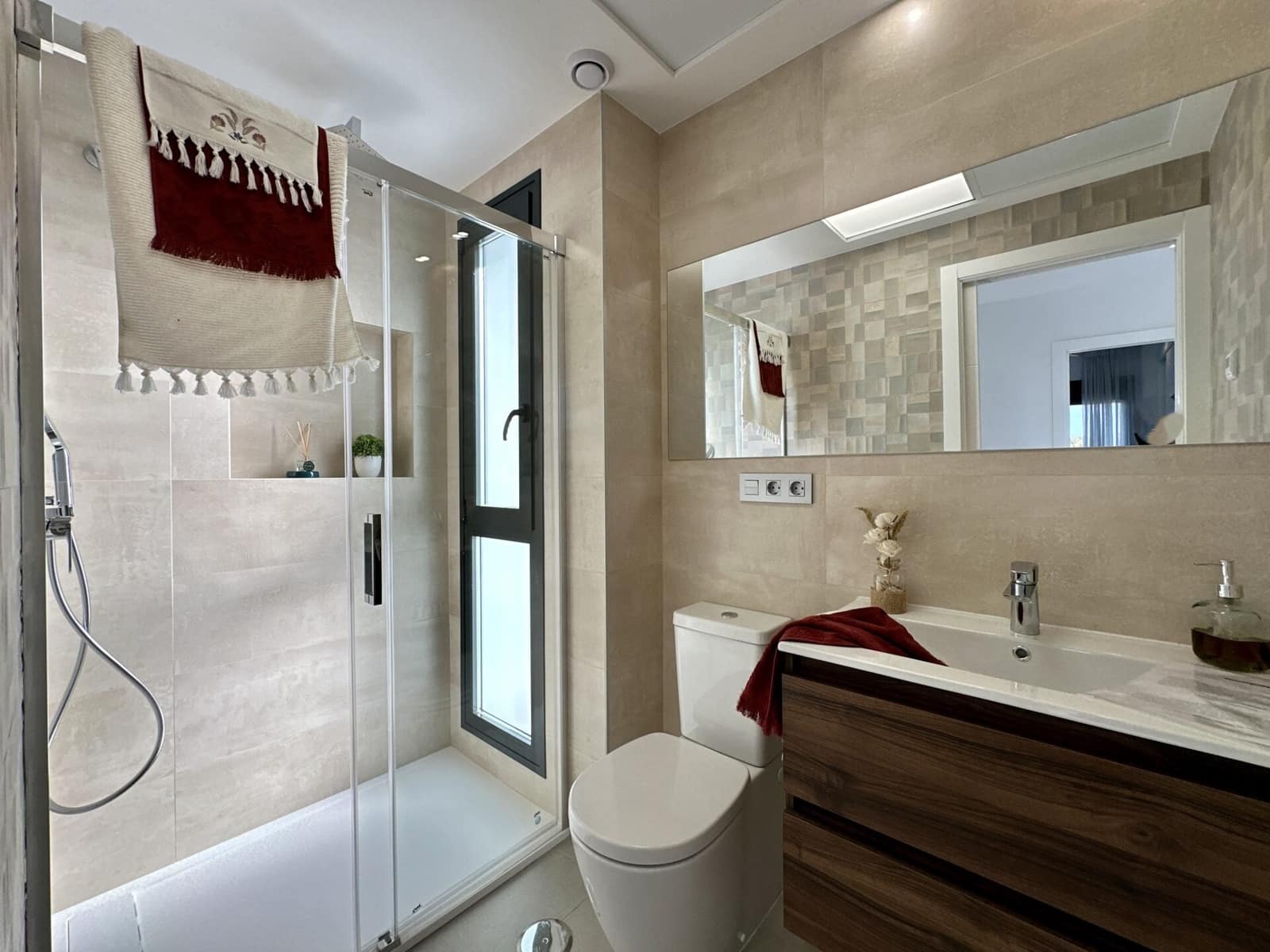 Chalet de 3 habitaciones en Santiago de la Ribera en venta con piscina garaje - 349.000 € (Ref: 9603186)