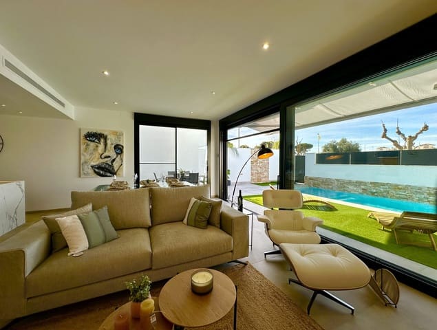 3 makuuhuone Huvila myytävänä paikassa Santiago de la Ribera, San Javier mukana uima-altaan 
autotalli - 499 000 € (Ref: 9603187)