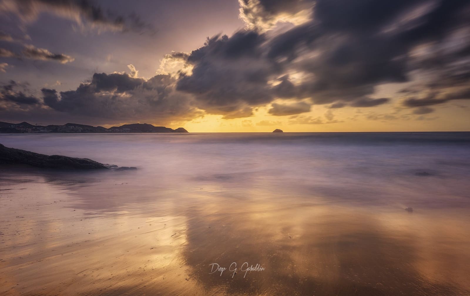 3 makuuhuone Huvila myytävänä paikassa San Juan de los Terreros mukana uima-altaan 
autotalli - 495 000 € (Ref: 9603188)