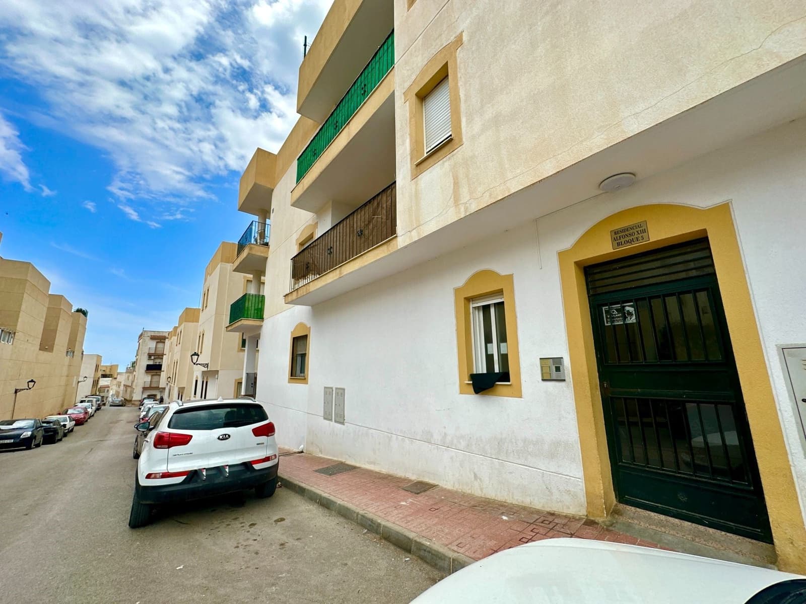 2 Zimmer Strandapartment zu vermieten in Garrucha mit Garage - 895 € (Ref: 9603192)