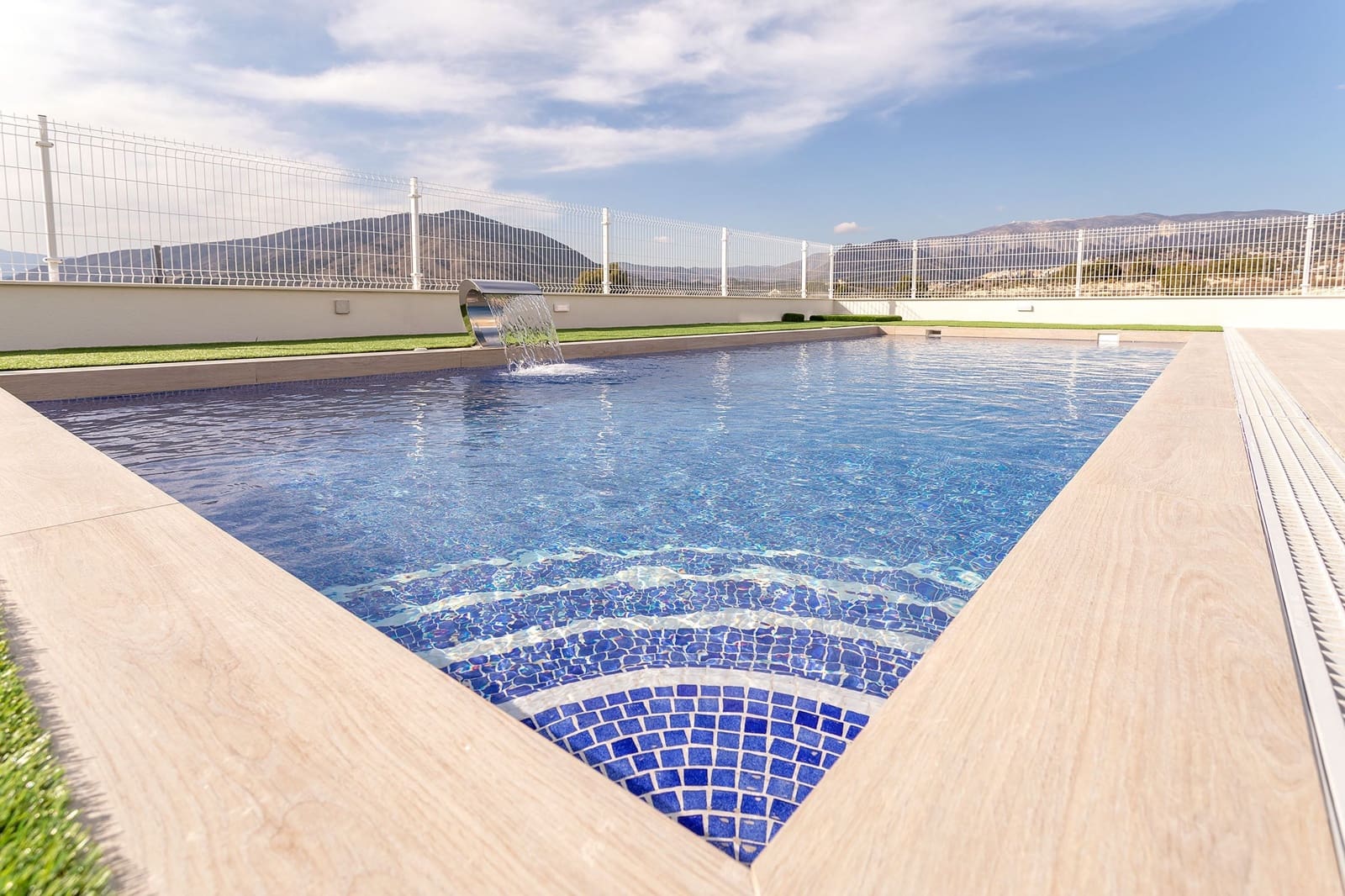 Chalet de 3 habitaciones en Finestrat en venta con piscina garaje - 510.000 € (Ref: 9603196)