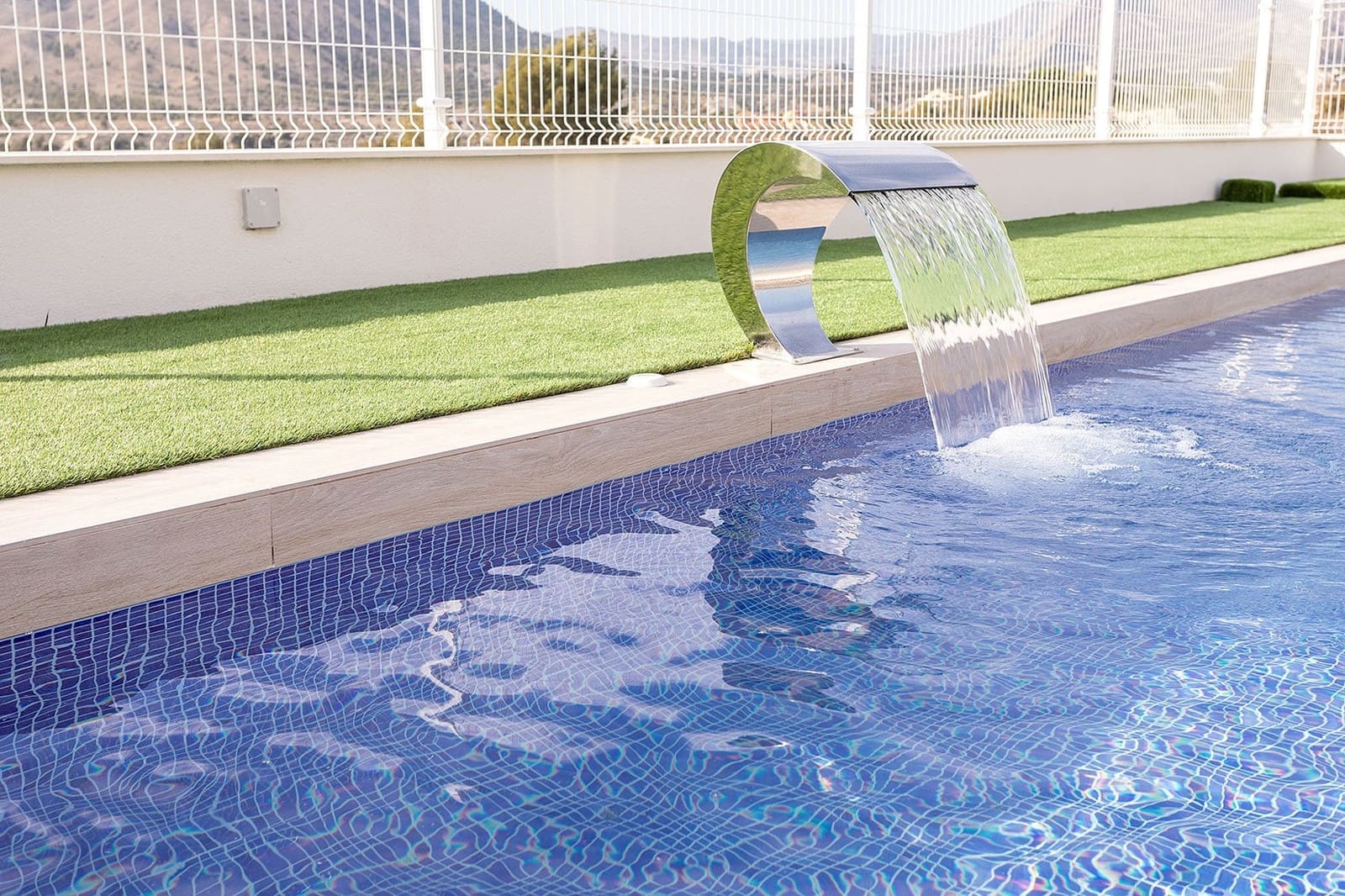 Chalet de 3 habitaciones en Finestrat en venta con piscina garaje - 510.000 € (Ref: 9603196)