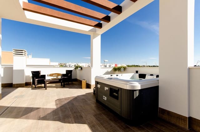 3 bedroom Villa for sale in Cala Marqués, Vera with pool garage - € 375,000 (Ref: 9603198)