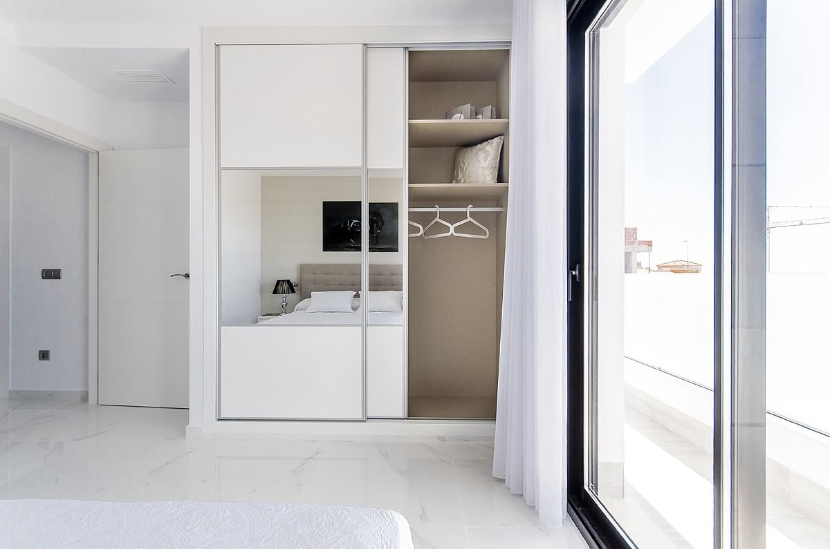 Chalet de 3 habitaciones en Los Montesinos en venta con piscina garaje - 395.000 € (Ref: 9603200)