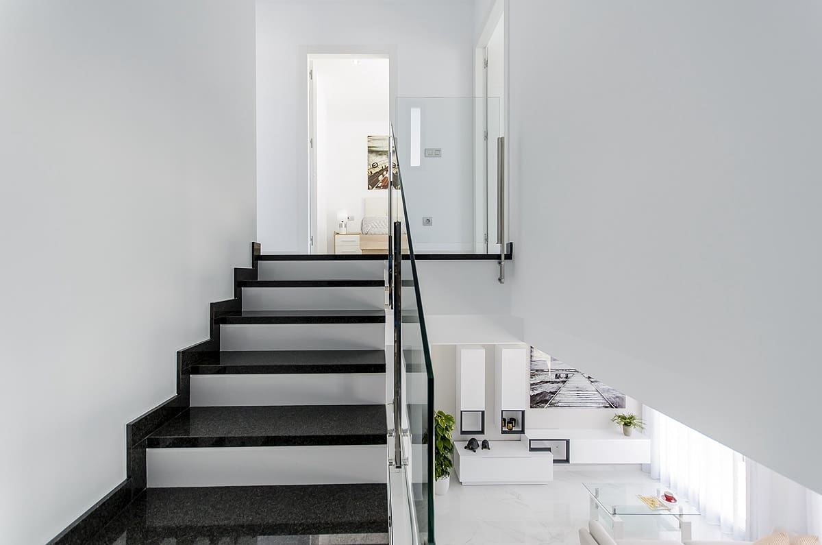 Chalet de 3 habitaciones en Los Montesinos en venta con piscina garaje - 395.000 € (Ref: 9603200)