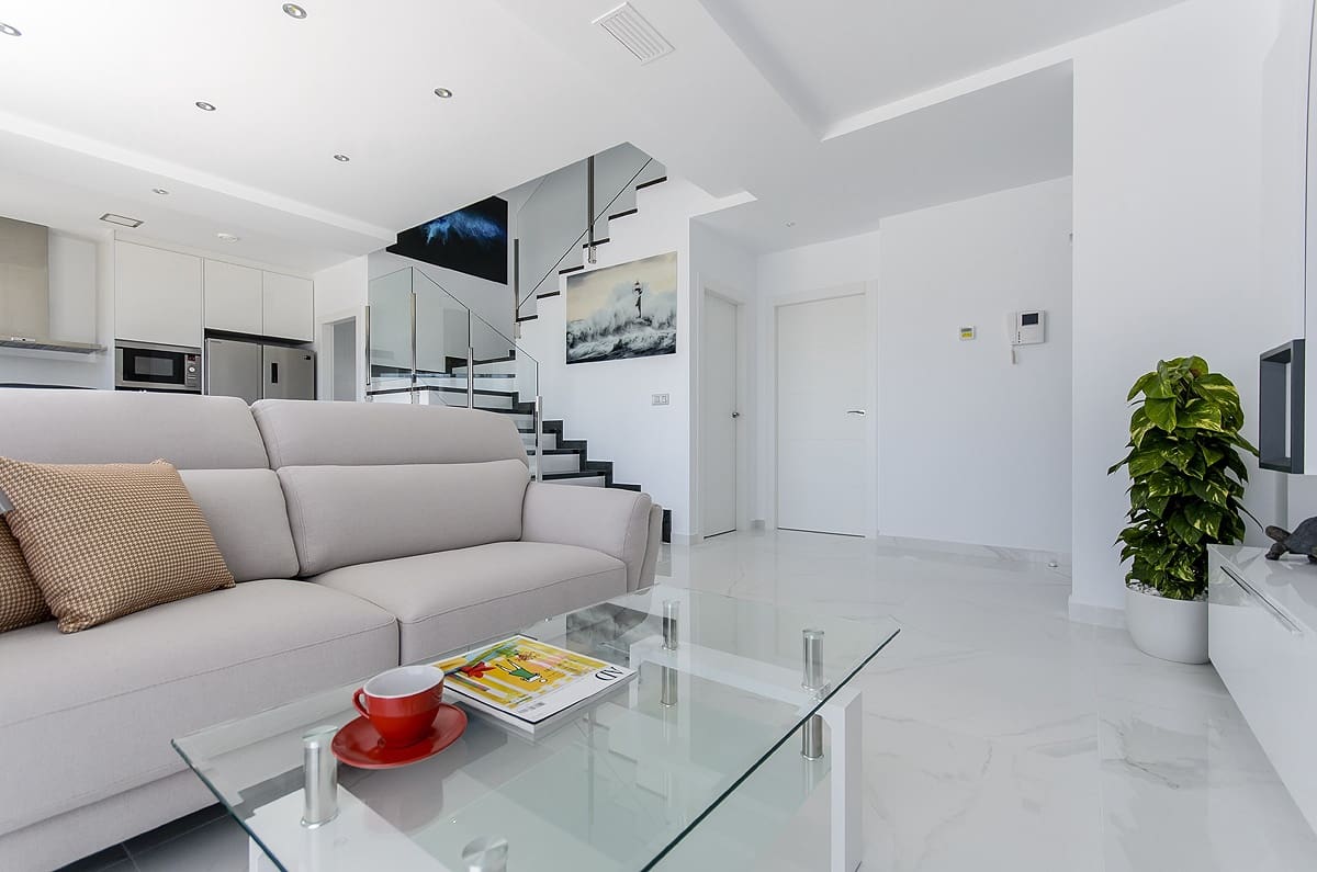 Chalet de 3 habitaciones en Los Montesinos en venta con piscina garaje - 395.000 € (Ref: 9603200)