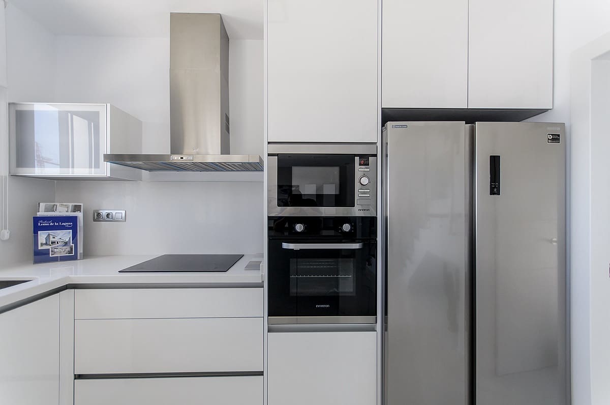 Chalet de 3 habitaciones en Los Montesinos en venta con piscina garaje - 395.000 € (Ref: 9603200)