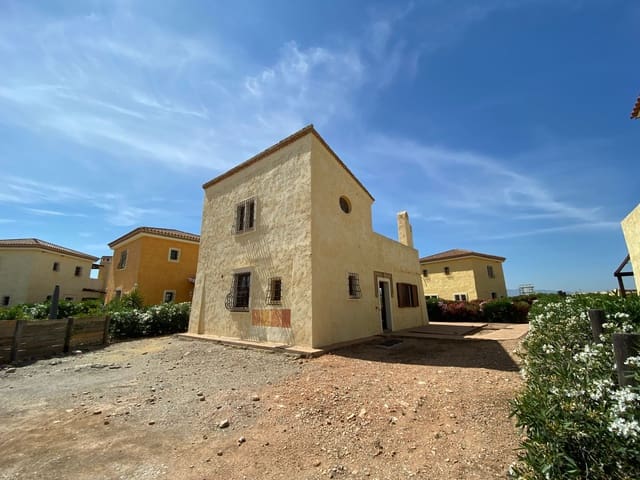 3 sypialnia Willa na sprzedaż w Cuevas del Almanzora z basenem garażem - 350 000 € (Ref: 9603202)