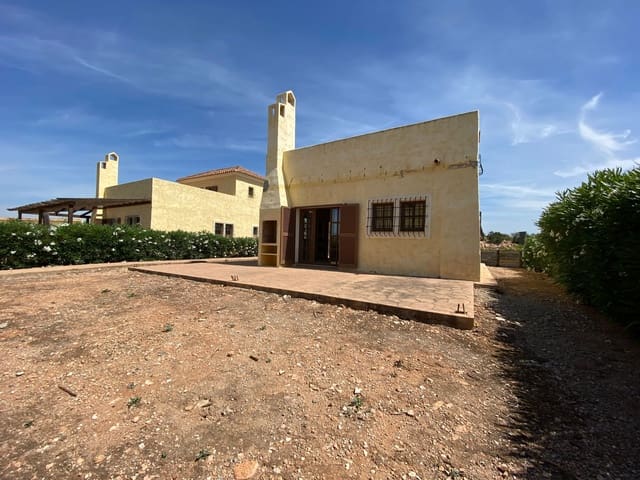 3 sypialnia Willa na sprzedaż w Cuevas del Almanzora z basenem garażem - 350 000 € (Ref: 9603202)