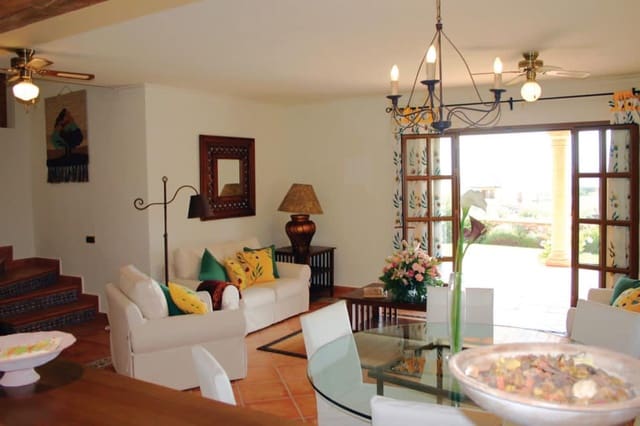 4 quarto Moradia para venda em Cuevas del Almanzora com piscina - 635 000 € (Ref: 9603203)