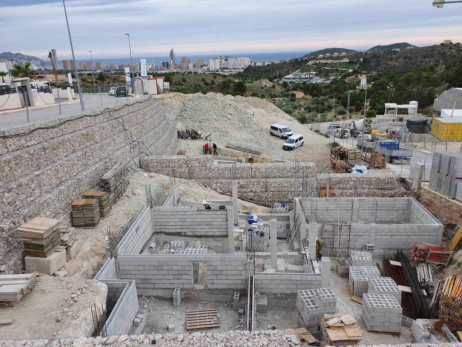 Chalet de 3 habitaciones en Finestrat en venta con piscina - 455.000 € (Ref: 9603204)