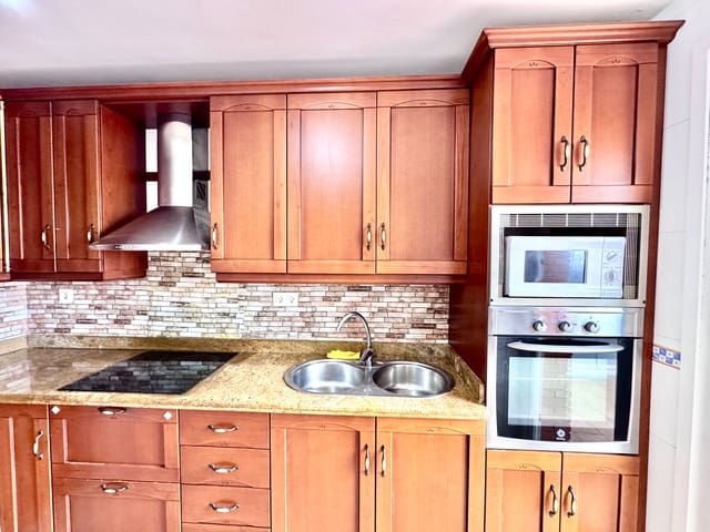 2 quarto Penthouse para venda em El Ejido - 139 000 € (Ref: 9670000)