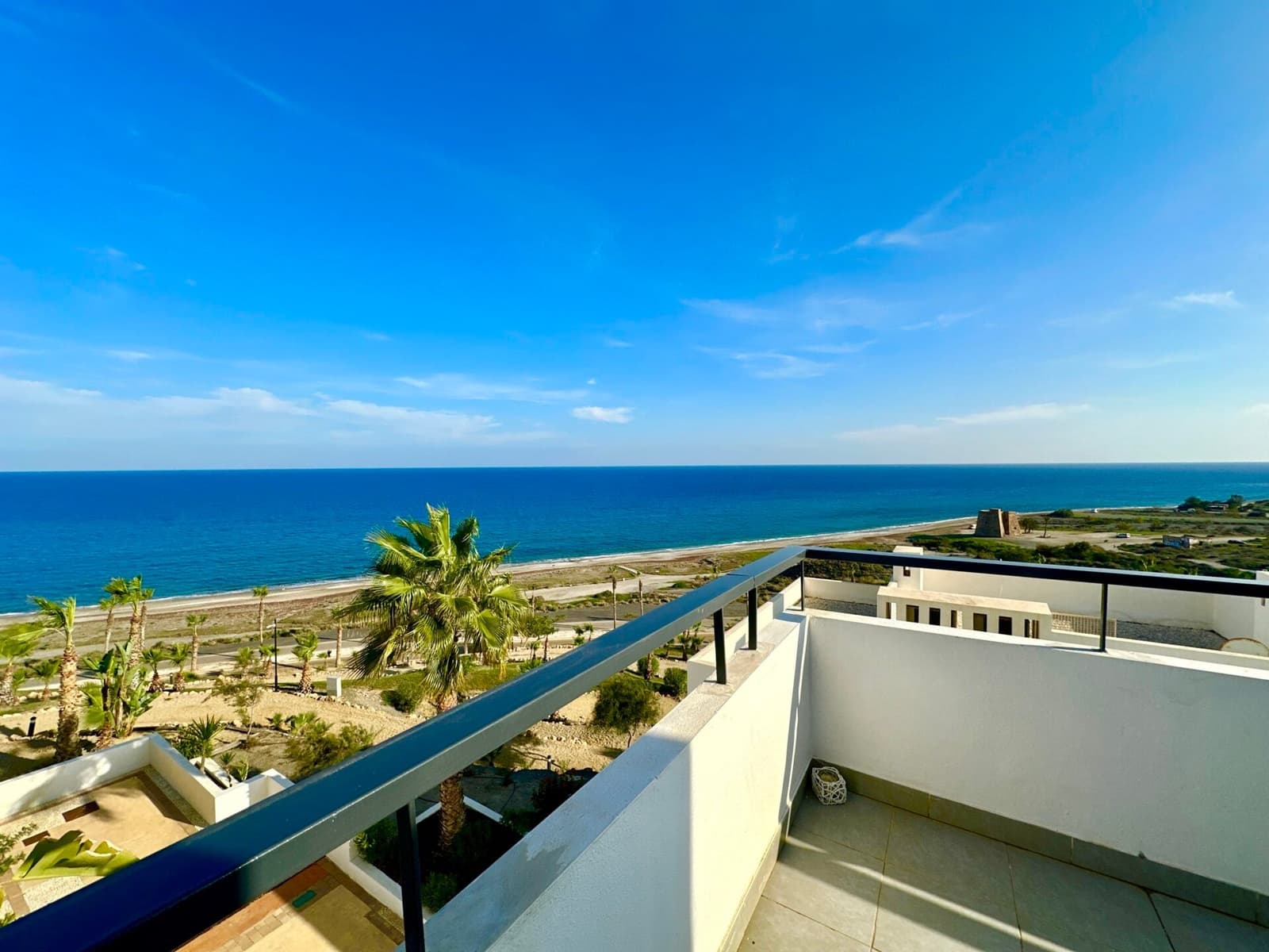 2 bedroom Penthouse for sale in Mojacar with pool garage - € 395,000 (Ref: 9730480)