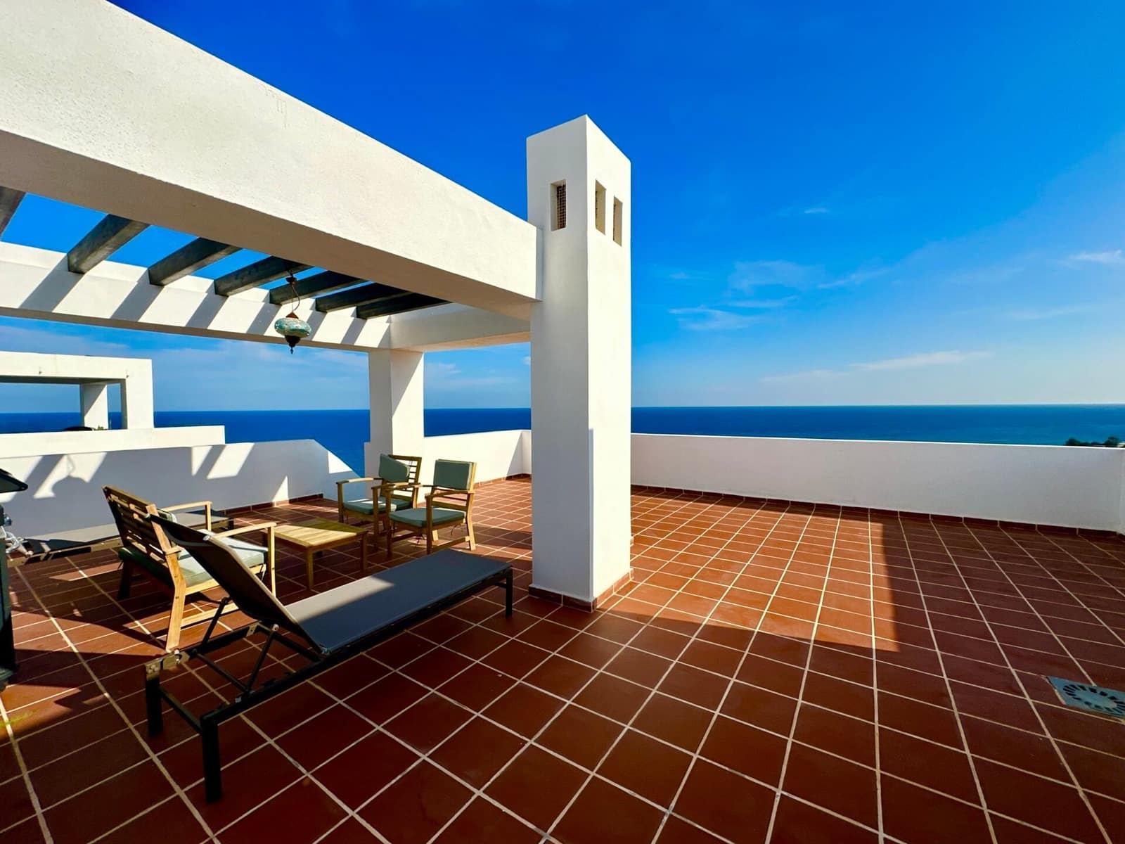 2 bedroom Penthouse for sale in Mojacar with pool garage - € 395,000 (Ref: 9730480)