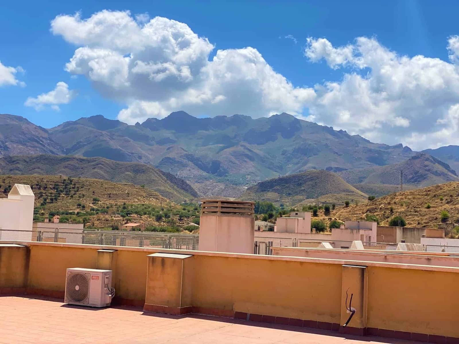 1 bedroom Penthouse for rent in Turre with garage - € 595 (Ref: 9732201)