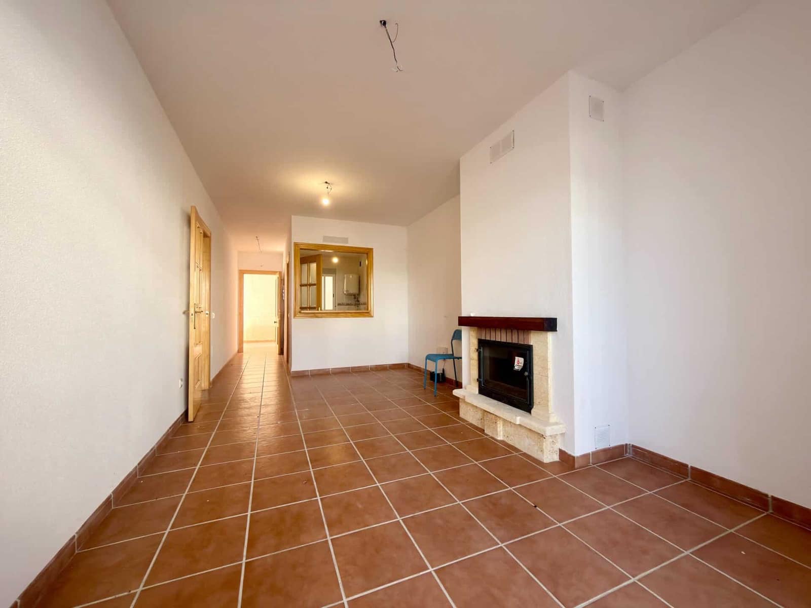 2 soveværelse Lejlighed til salg i Illar med swimmingpool garage - € 69.000 (Ref: 9737722)