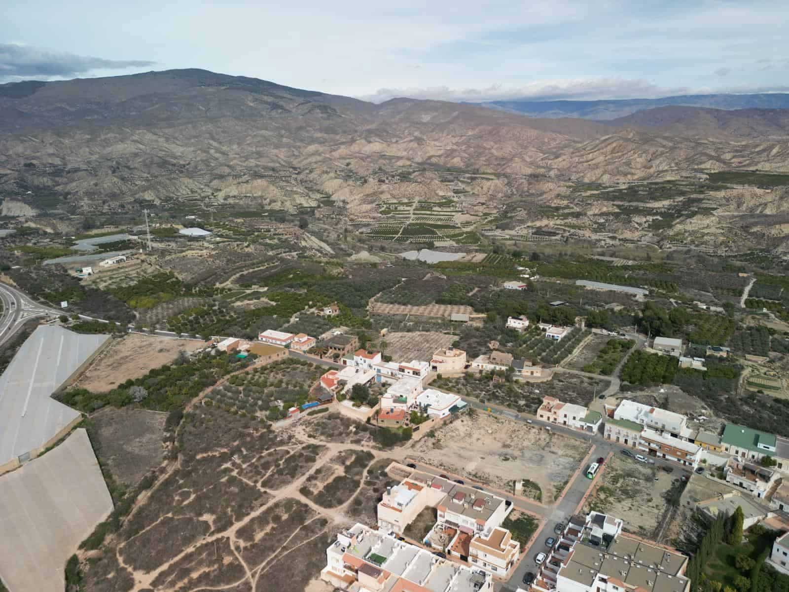 2 soveværelse Lejlighed til salg i Illar med swimmingpool garage - € 69.000 (Ref: 9737722)