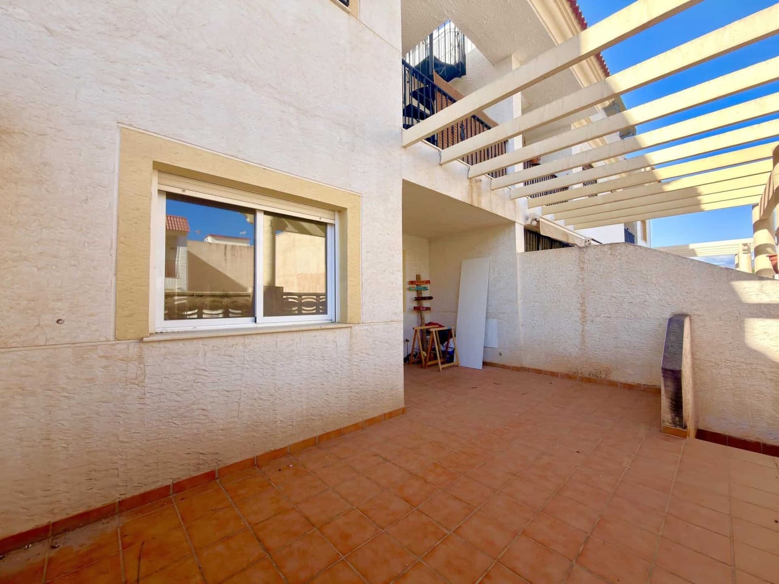 2 soveværelse Lejlighed til salg i Illar med swimmingpool garage - € 69.000 (Ref: 9737722)