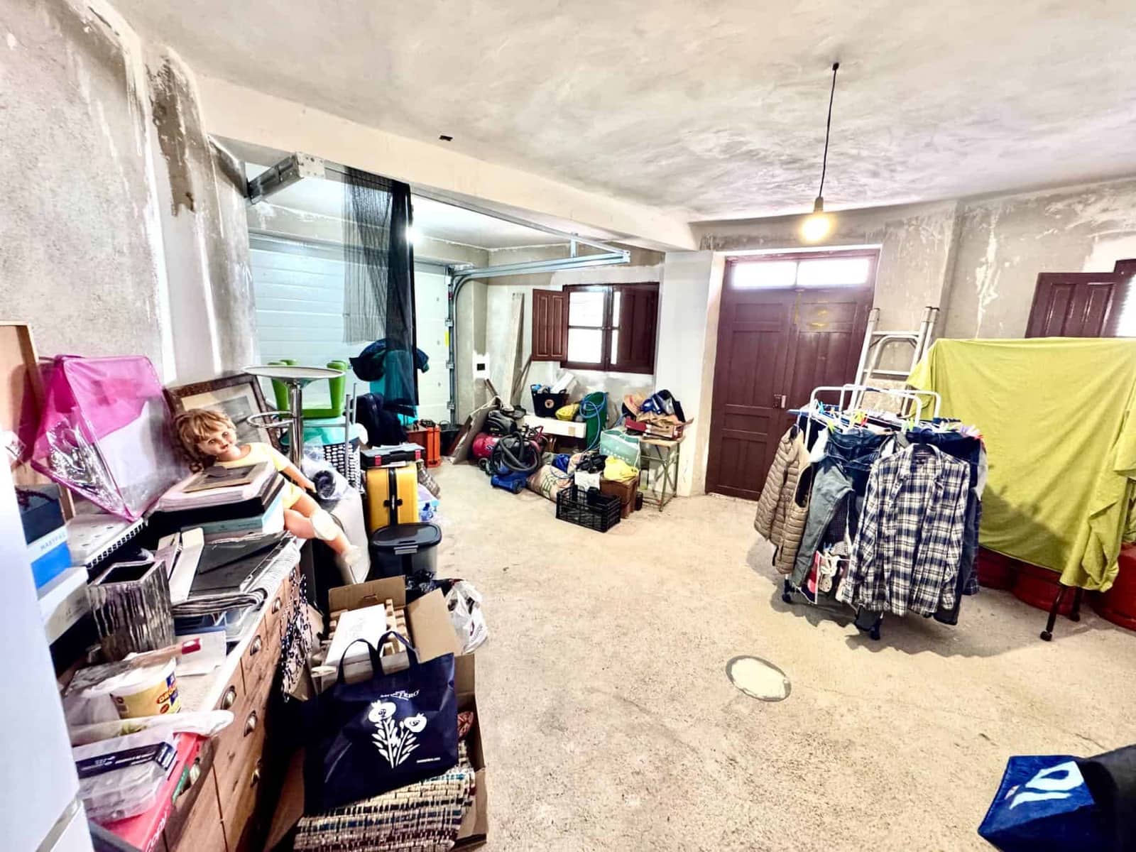 4 bedroom Villa for sale in Valor with garage - € 79,000 (Ref: 9737723)