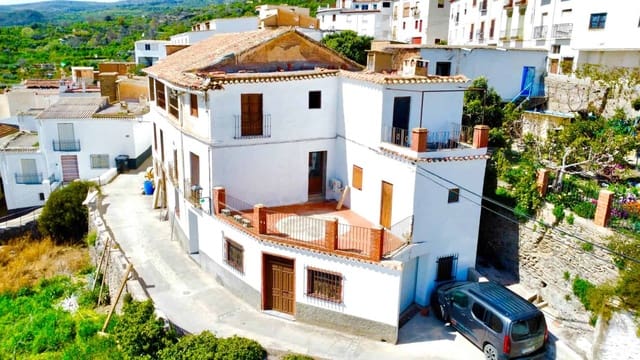 4 bedroom Villa for sale in Válor with garage - € 79,000 (Ref: 9737723)