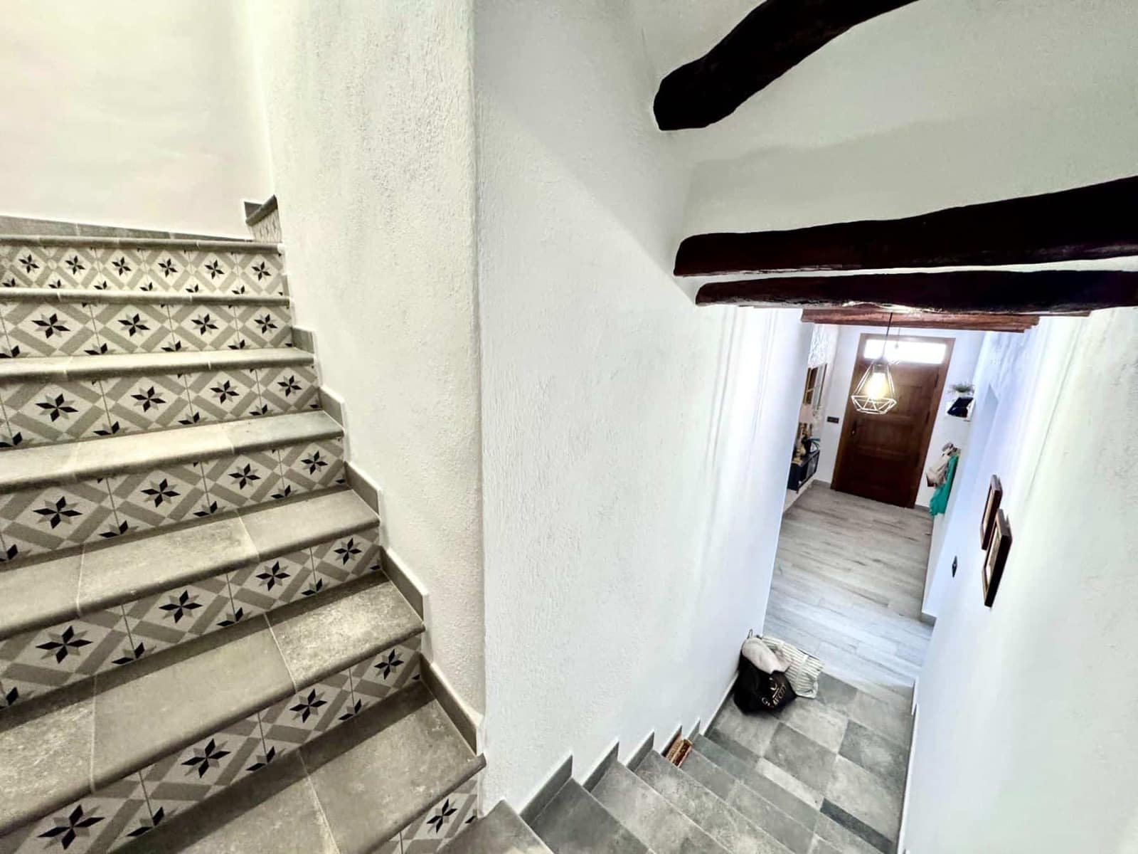 4 bedroom Villa for sale in Valor with garage - € 79,000 (Ref: 9737723)