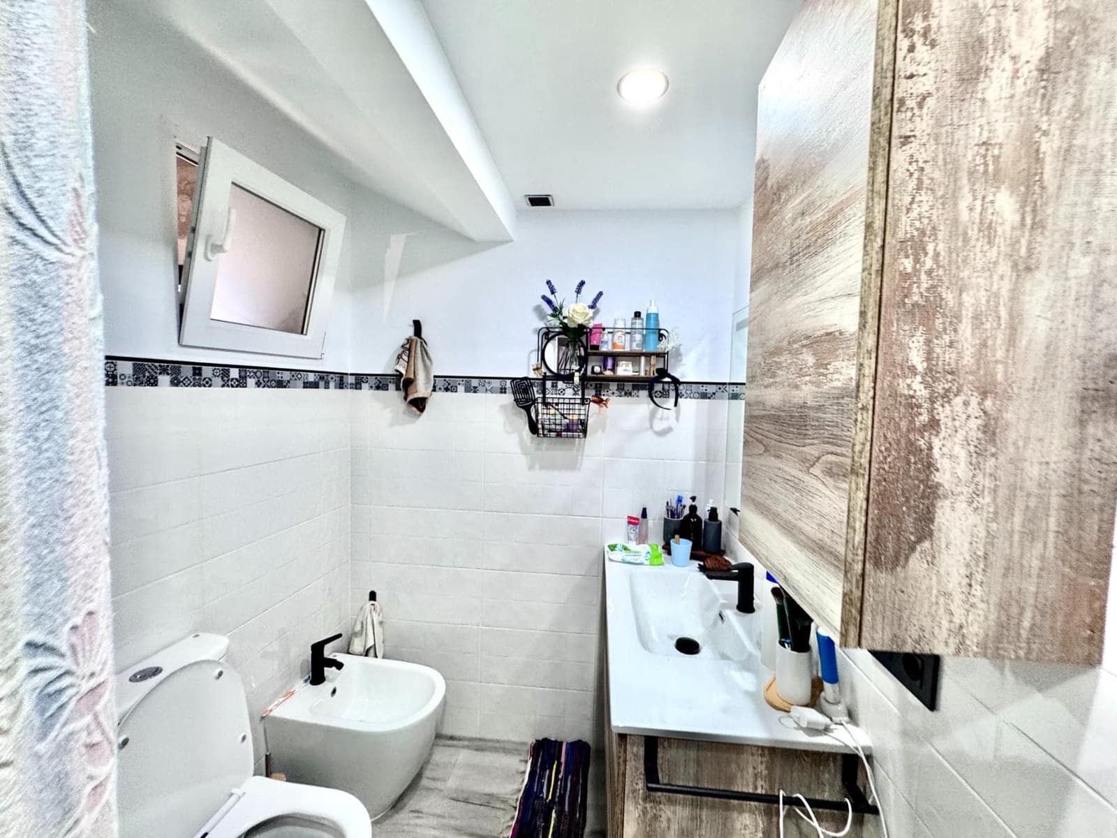 4 bedroom Villa for sale in Valor with garage - € 79,000 (Ref: 9737723)