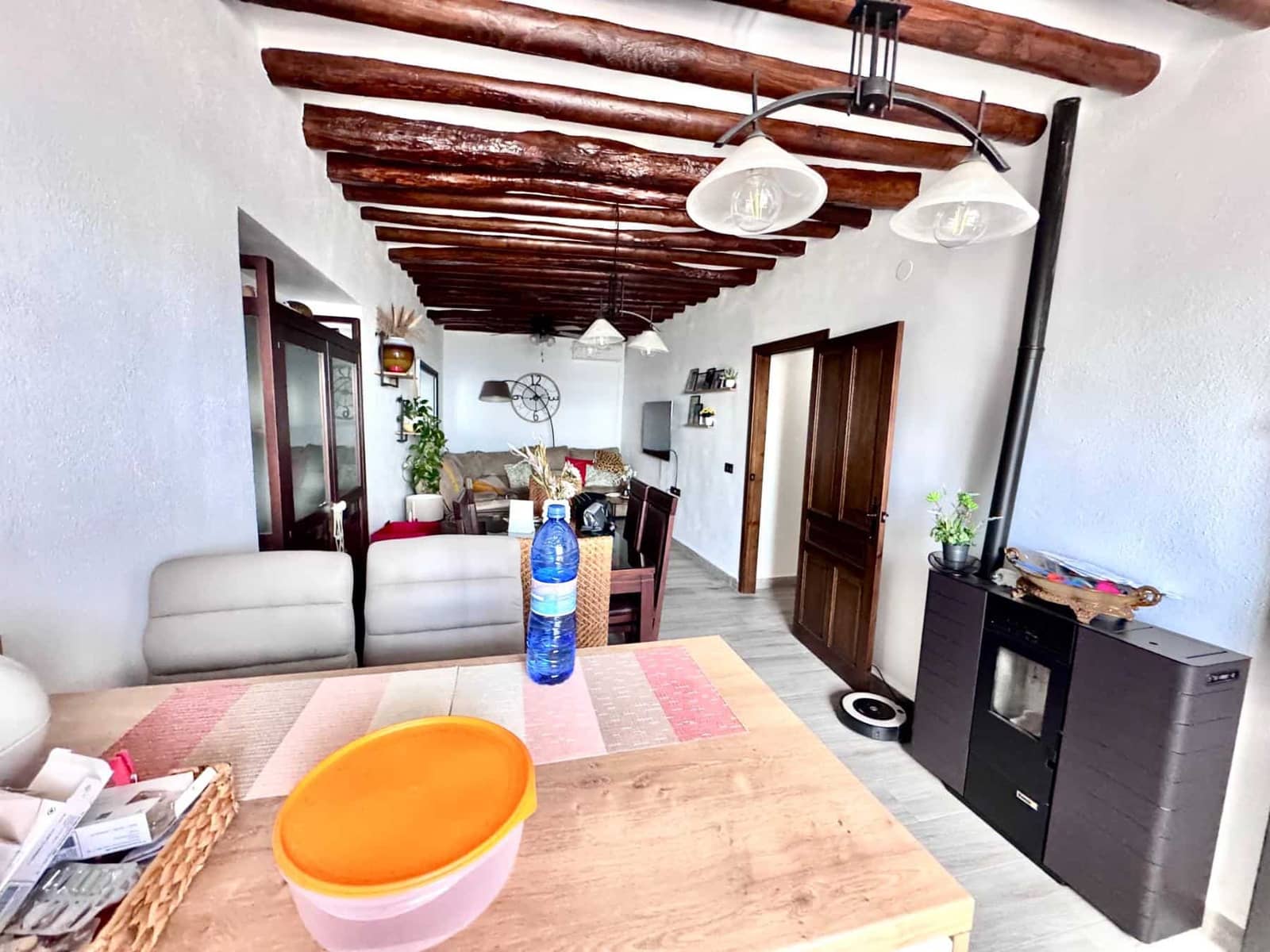 4 bedroom Villa for sale in Valor with garage - € 79,000 (Ref: 9737723)
