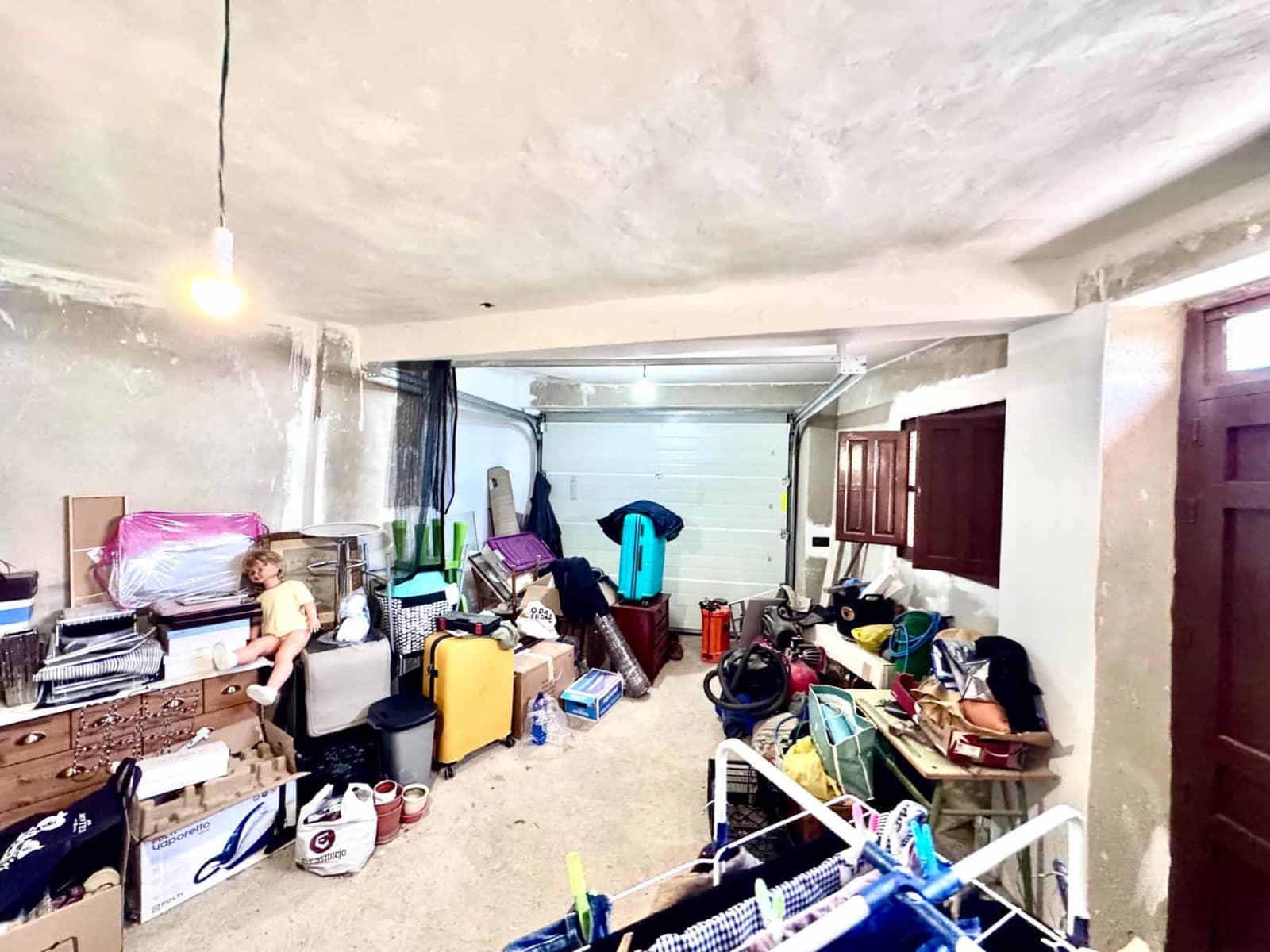 4 bedroom Villa for sale in Valor with garage - € 79,000 (Ref: 9737723)