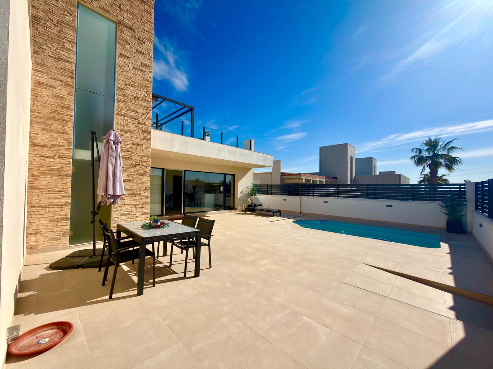 2 makuuhuone Huvila myytävänä paikassa La Pinilla mukana uima-altaan - 199 250 € (Ref: 9784507)