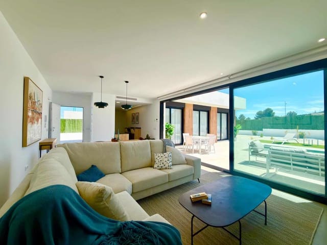 3 Zimmer Villa zu verkaufen in Calasparra mit Pool Garage - 355.000 € (Ref: 9794477)