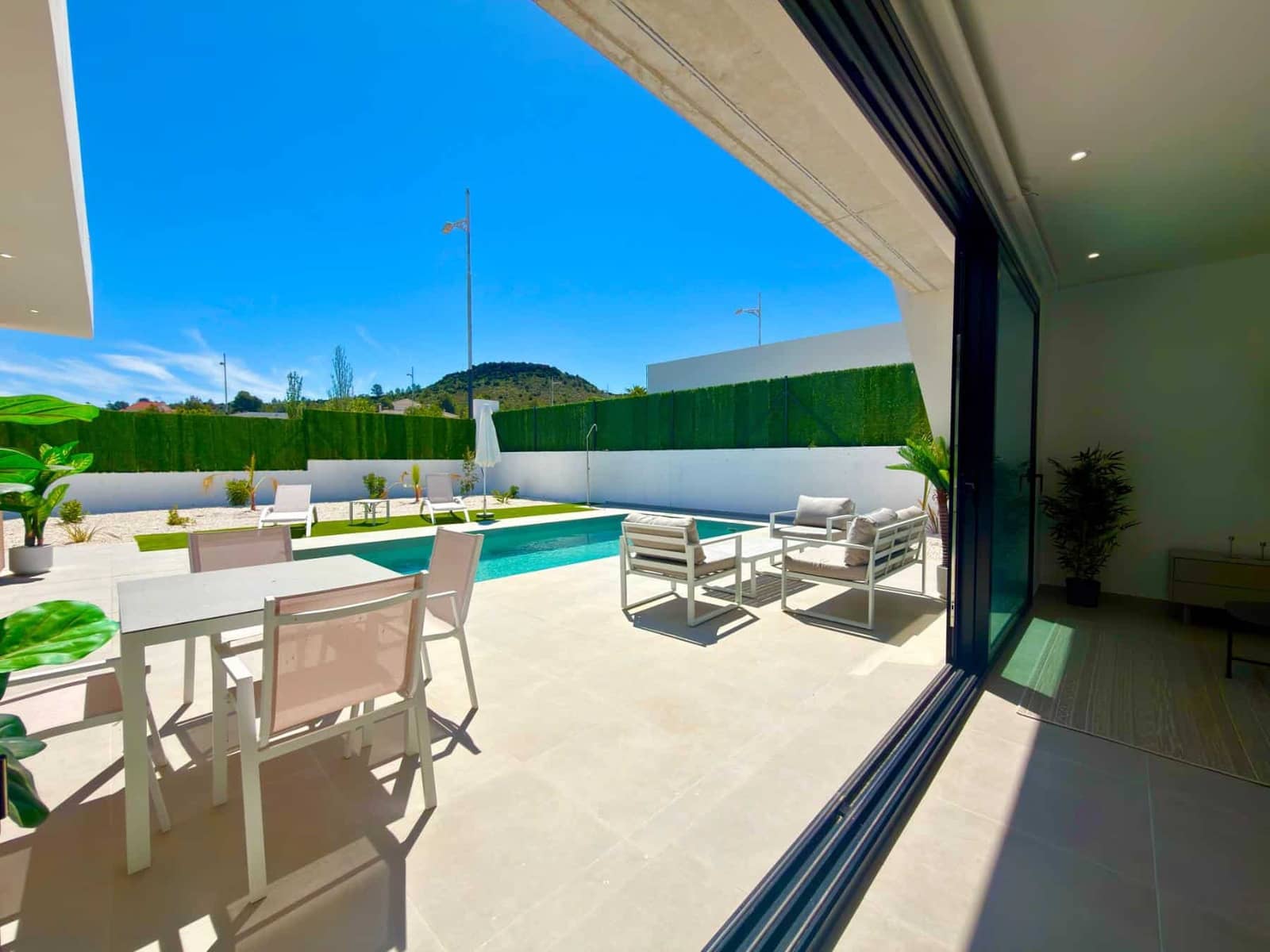 3 Zimmer Villa zu verkaufen in Calasparra mit Pool Garage - 355.000 € (Ref: 9794477)