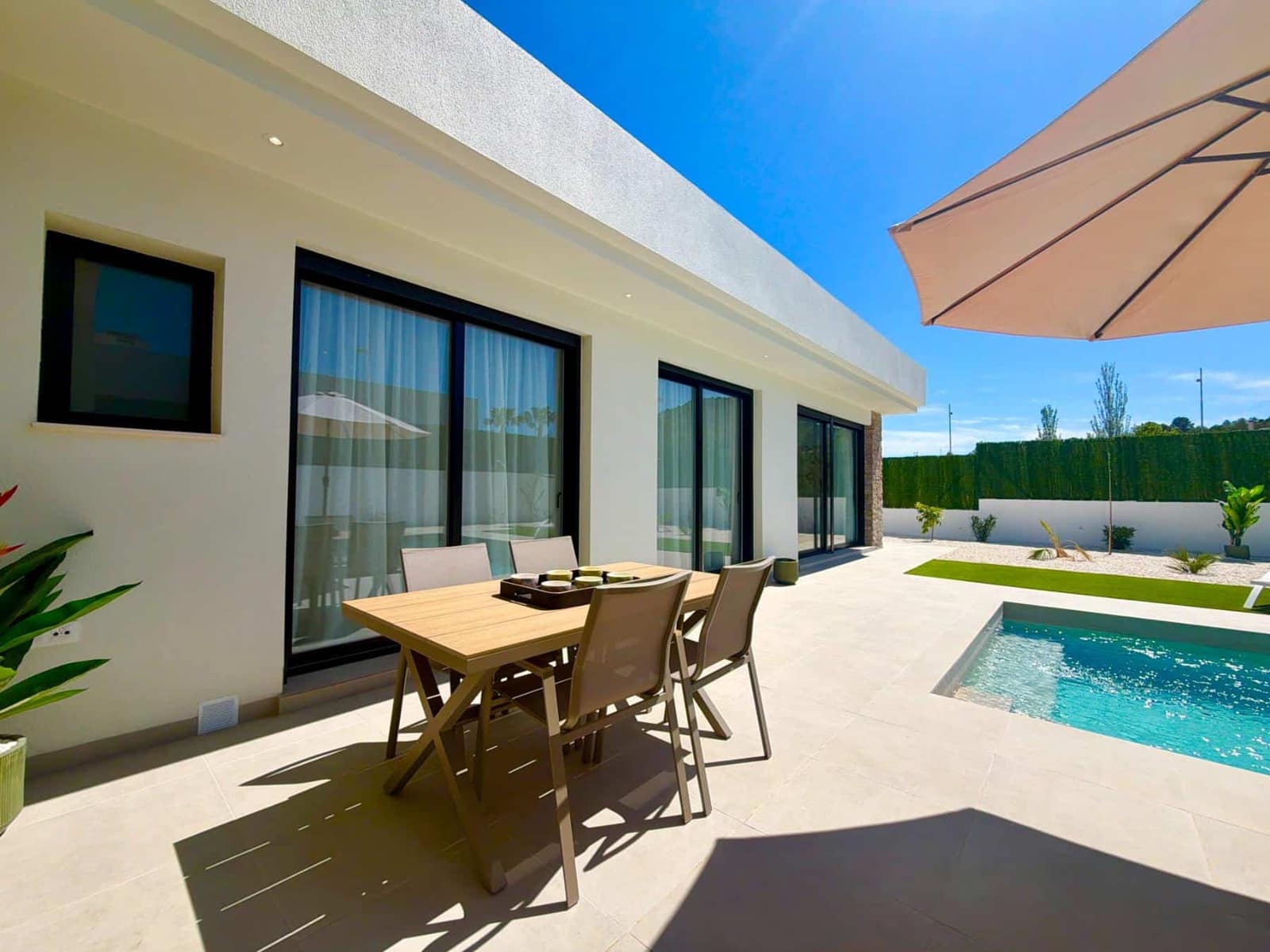 3 Zimmer Villa zu verkaufen in Calasparra mit Pool Garage - 355.000 € (Ref: 9794478)