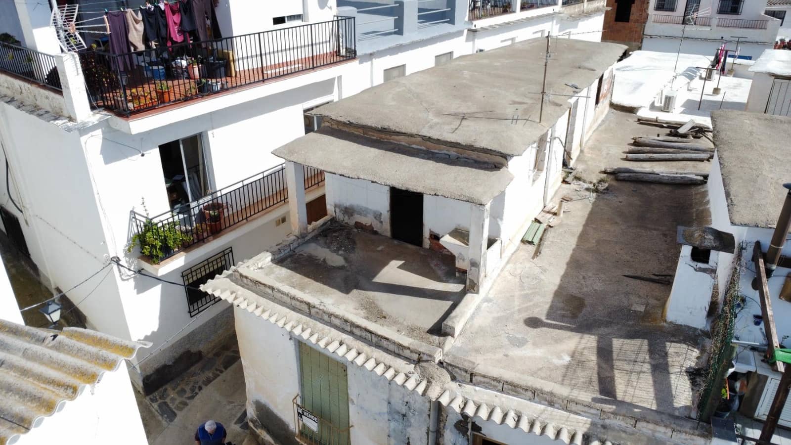 Maison de Ville à vendre à Laroles - 19 000 € (Ref: 9796279)