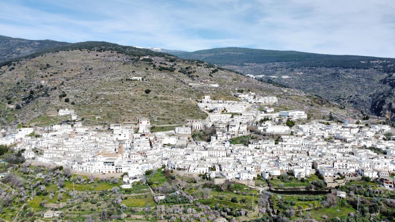 Maison de Ville à vendre à Laroles - 19 000 € (Ref: 9796279)