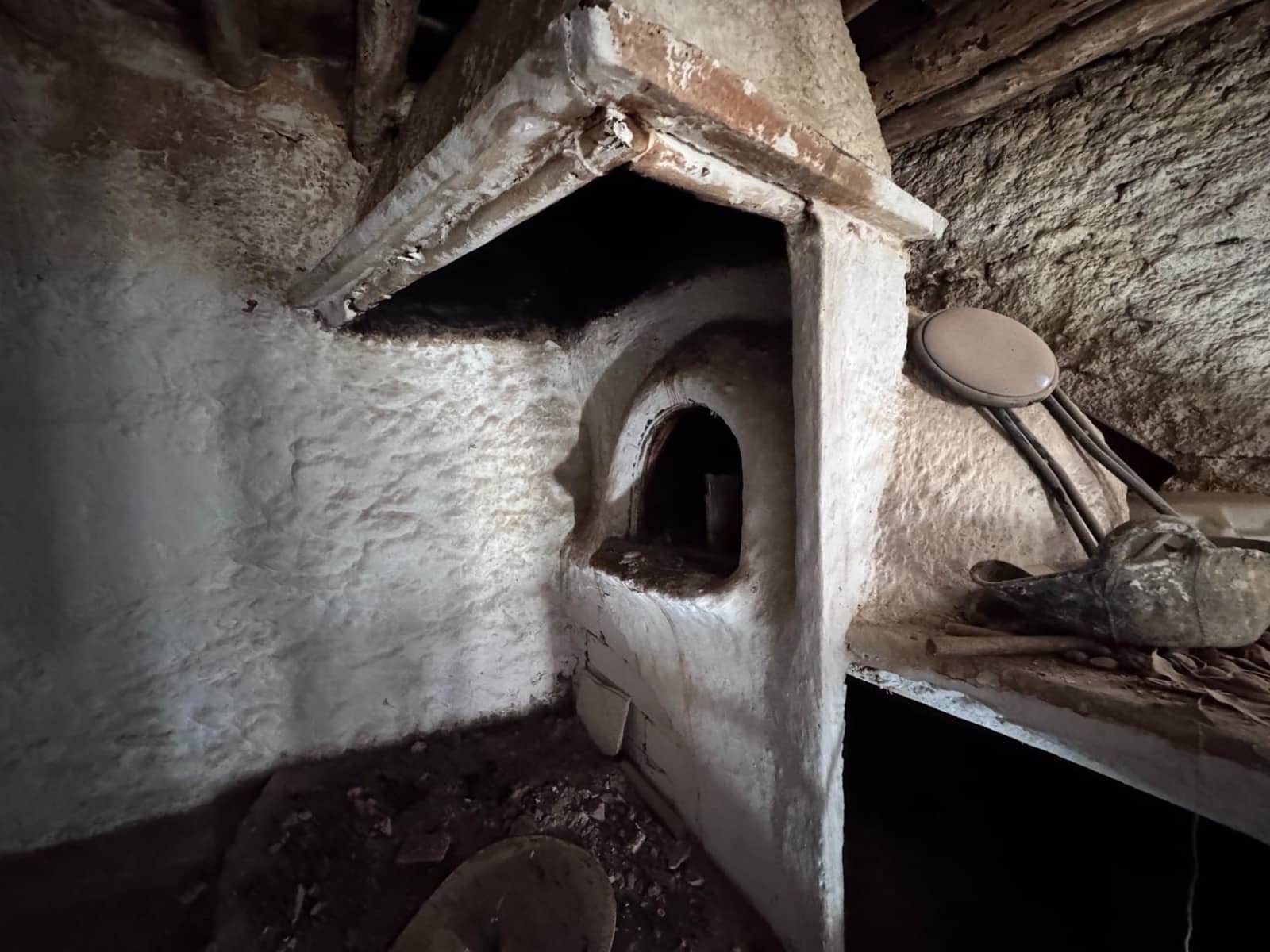 Maison de Ville à vendre à Laroles - 19 000 € (Ref: 9796279)