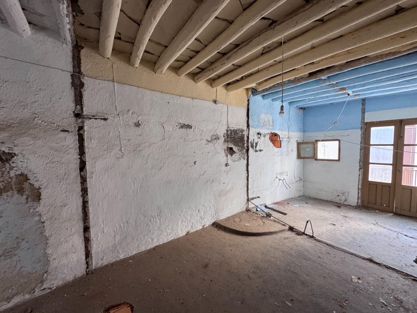 Maison de Ville à vendre à Laroles - 19 000 € (Ref: 9796279)