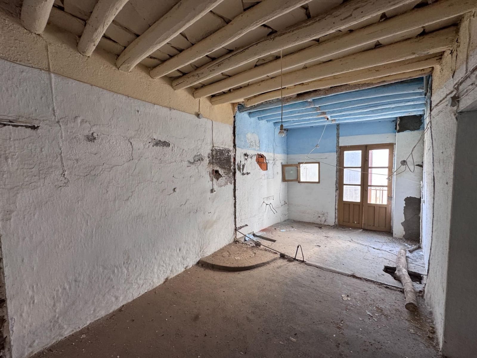 Maison de Ville à vendre à Laroles - 19 000 € (Ref: 9796279)