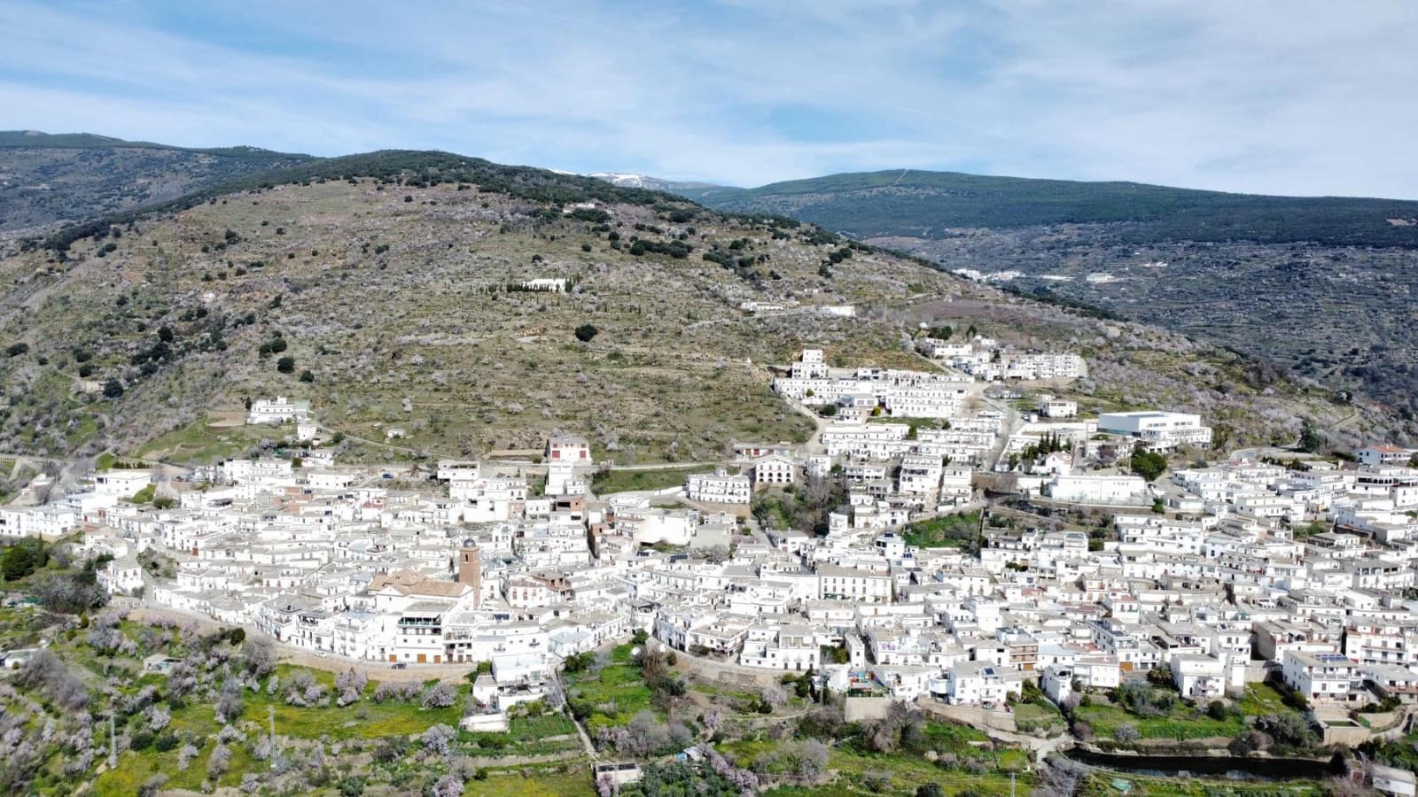 Maison de Ville à vendre à Laroles - 19 000 € (Ref: 9796279)