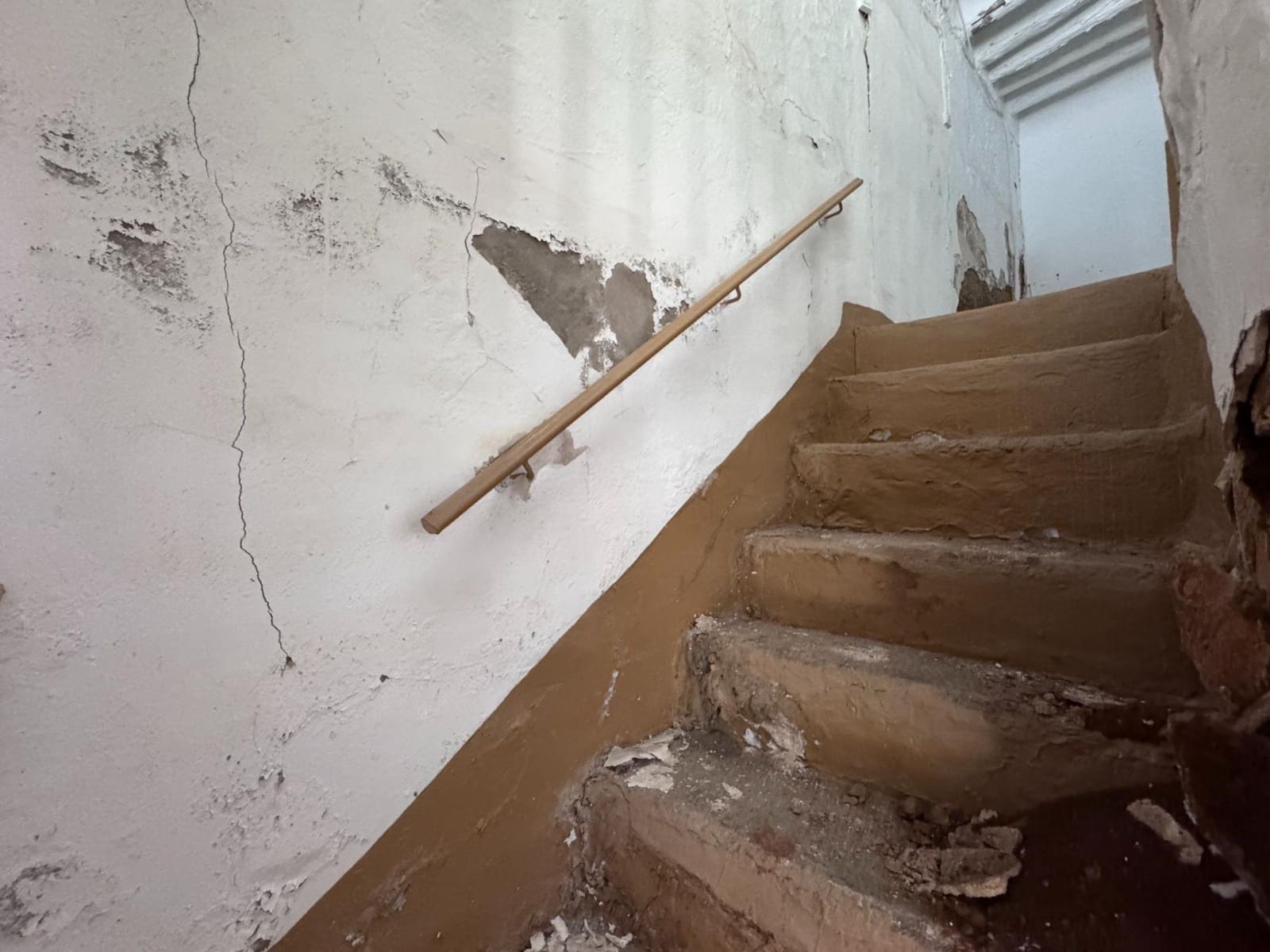 Maison de Ville à vendre à Laroles - 19 000 € (Ref: 9796279)