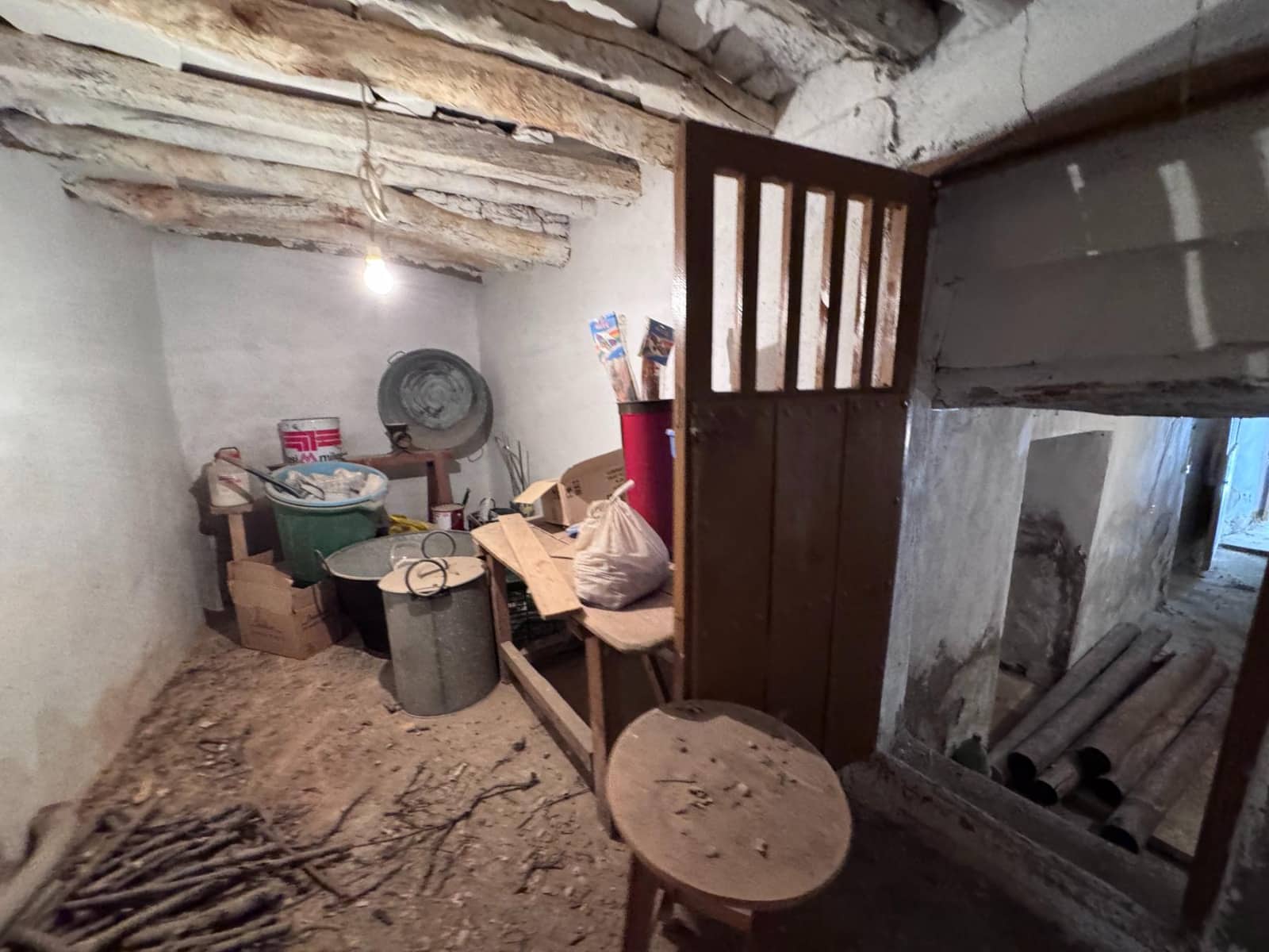 Maison de Ville à vendre à Laroles - 19 000 € (Ref: 9796279)