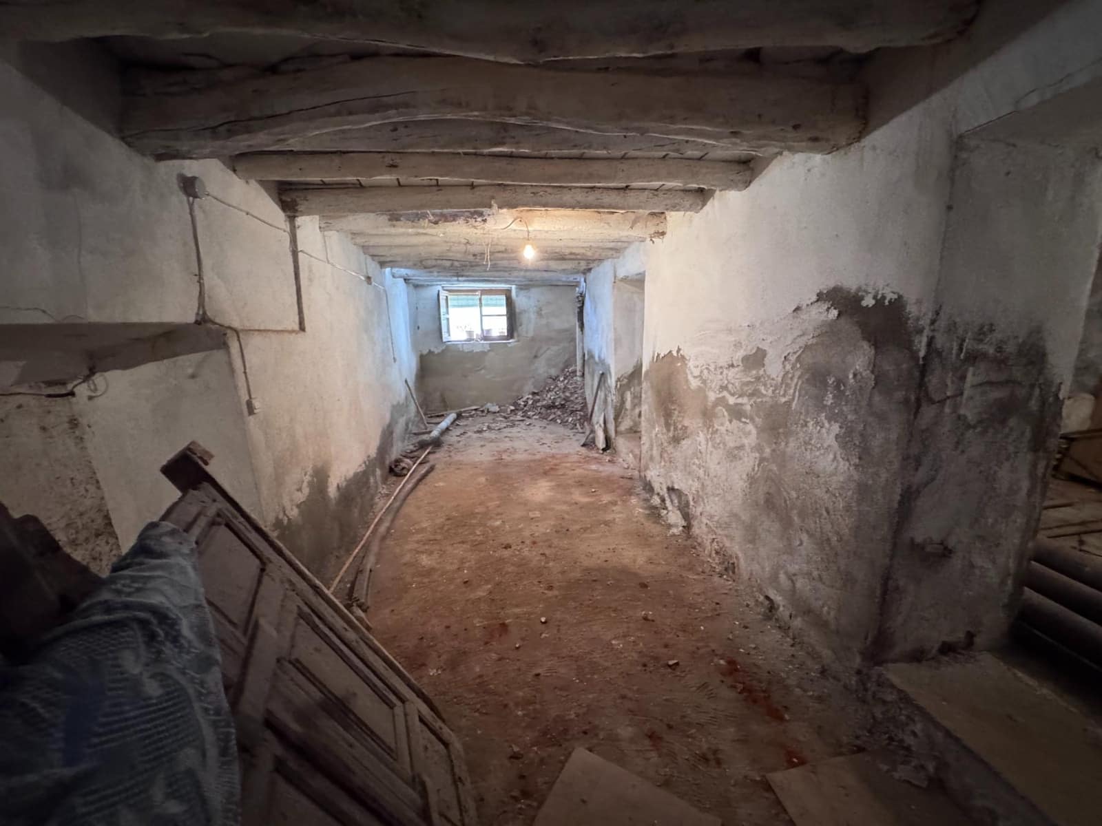 Maison de Ville à vendre à Laroles - 19 000 € (Ref: 9796279)