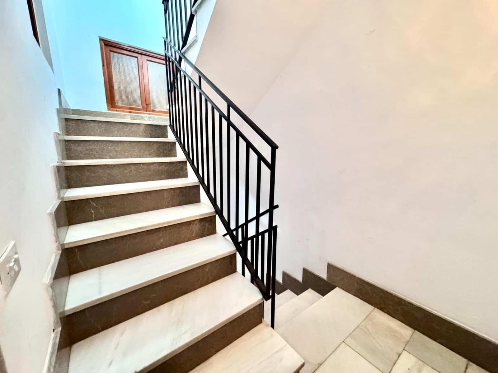 6 chambre Villa/Maison à vendre à Laroles avec garage - 130 000 € (Ref: 9813252)