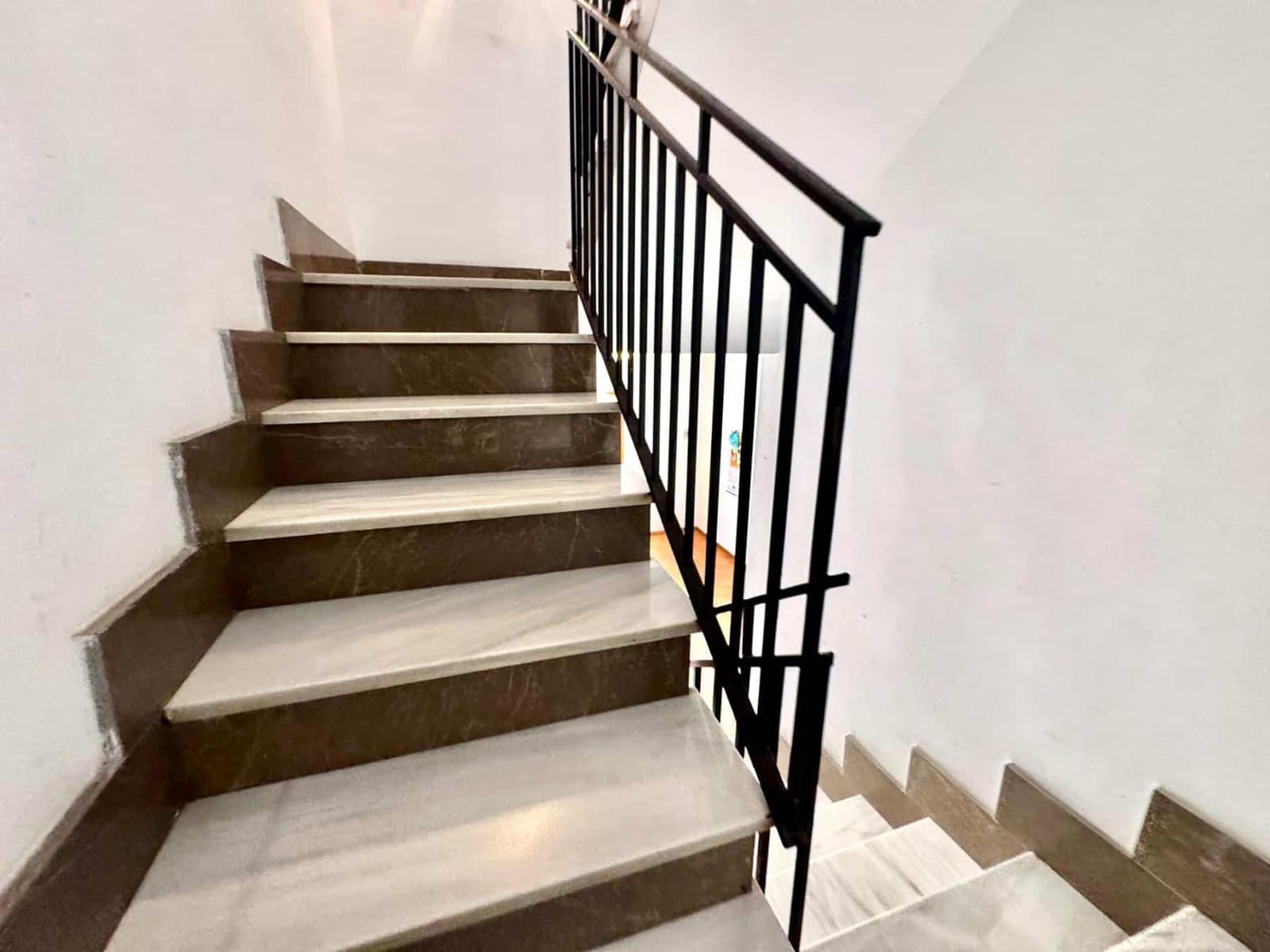 6 chambre Villa/Maison à vendre à Laroles avec garage - 130 000 € (Ref: 9813252)
