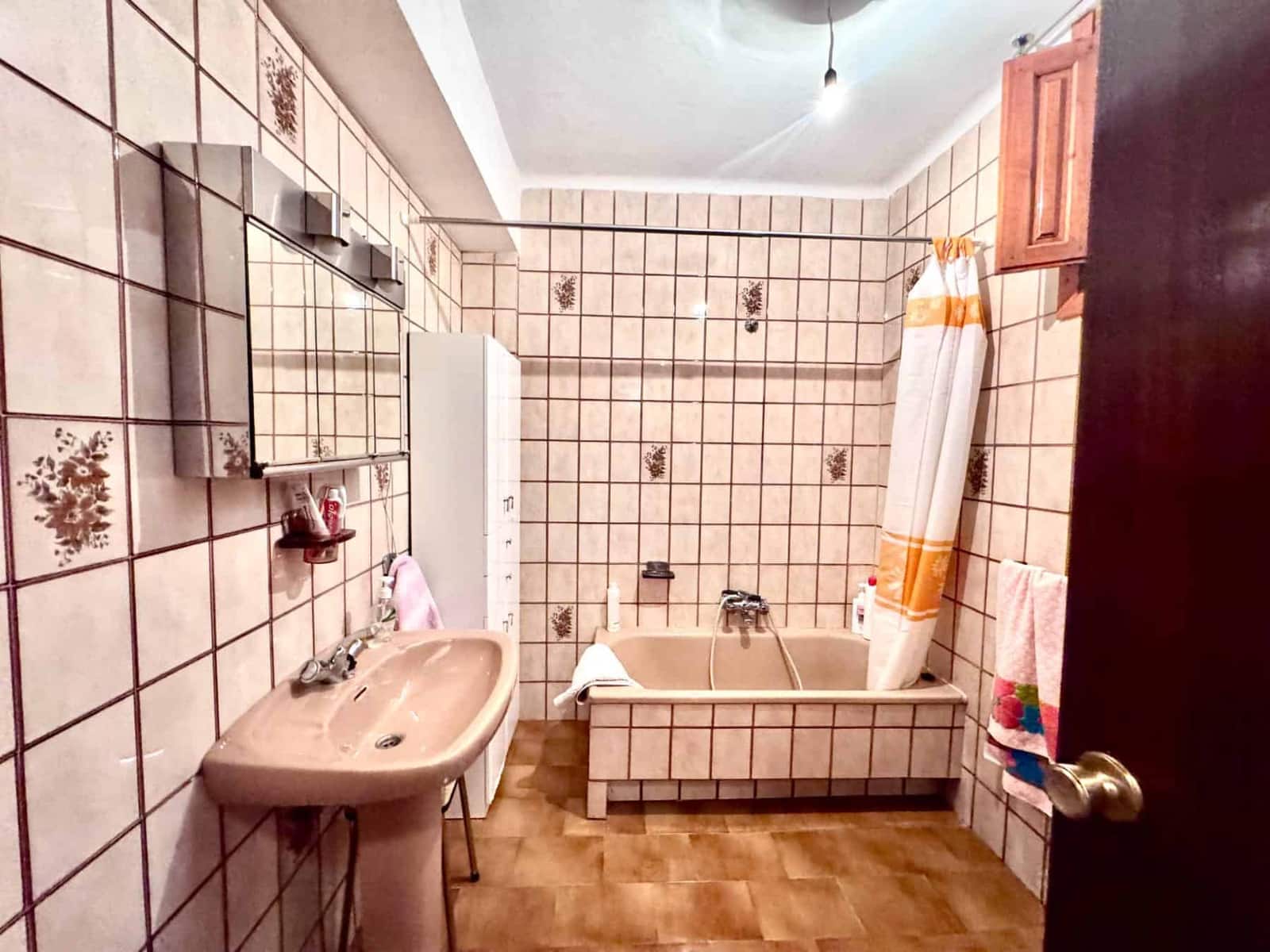 6 chambre Villa/Maison à vendre à Laroles avec garage - 130 000 € (Ref: 9813252)