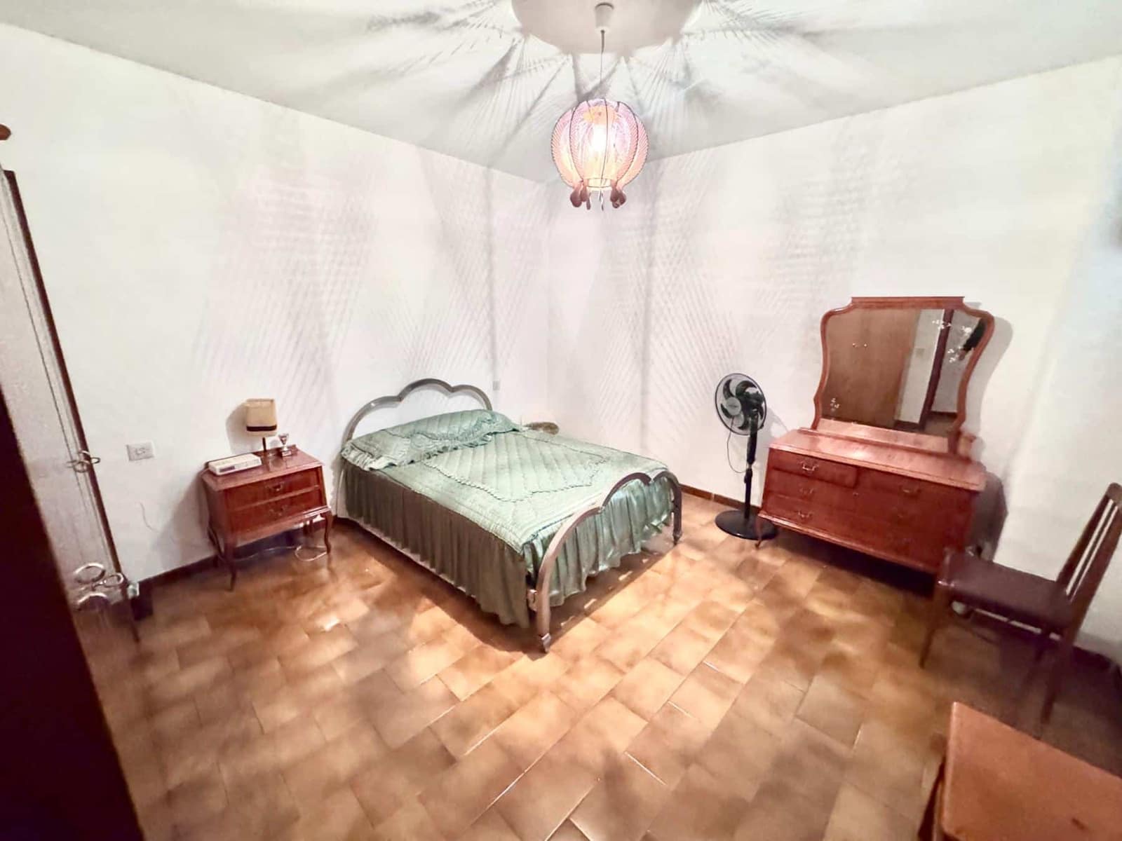 6 chambre Villa/Maison à vendre à Laroles avec garage - 130 000 € (Ref: 9813252)