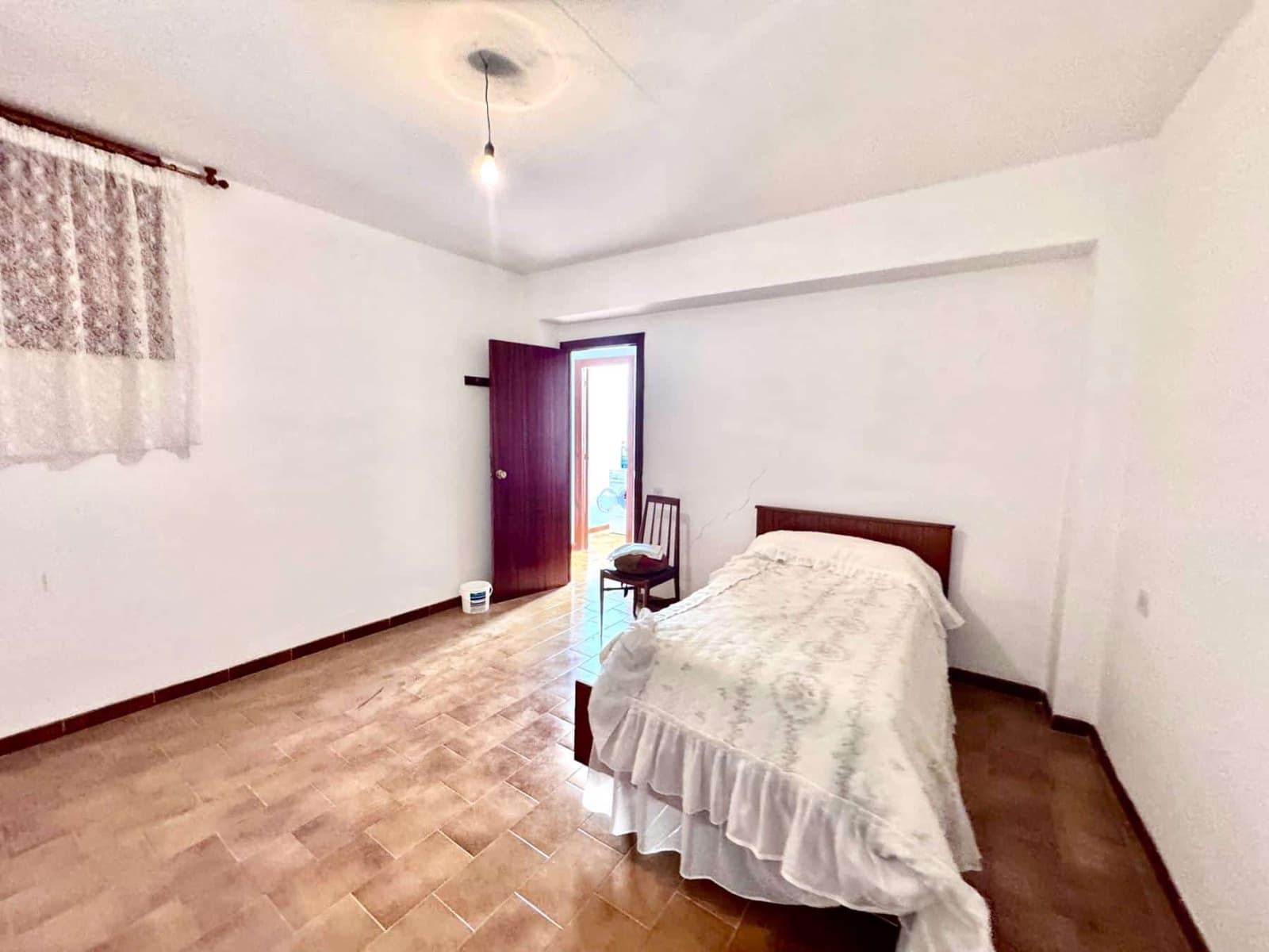 6 chambre Villa/Maison à vendre à Laroles avec garage - 130 000 € (Ref: 9813252)